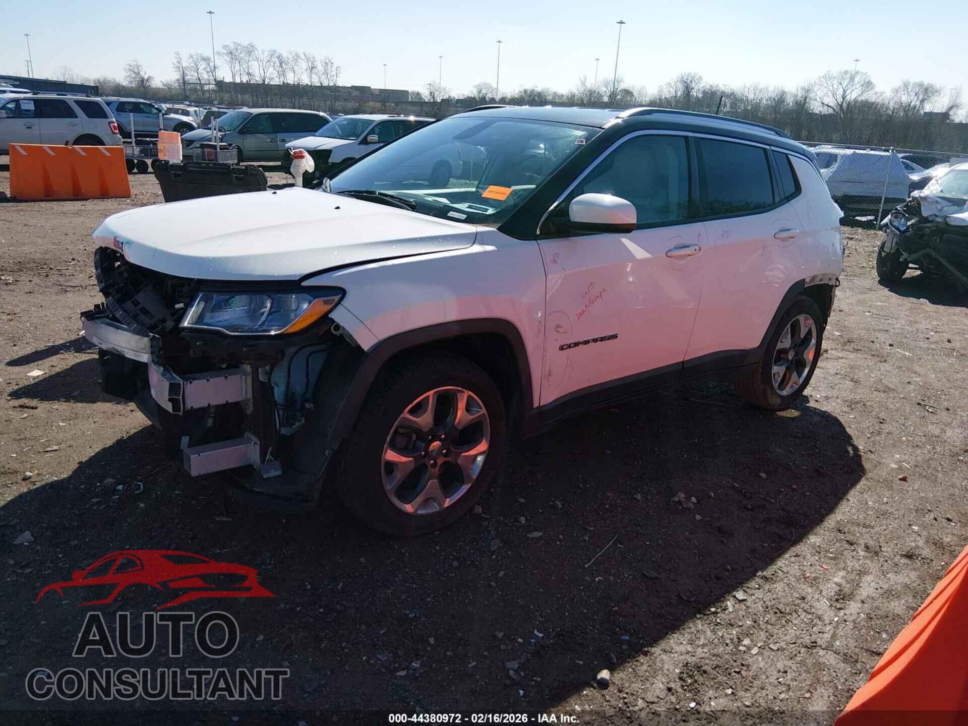 JEEP COMPASS 2019 - 3C4NJCCB2KT699087