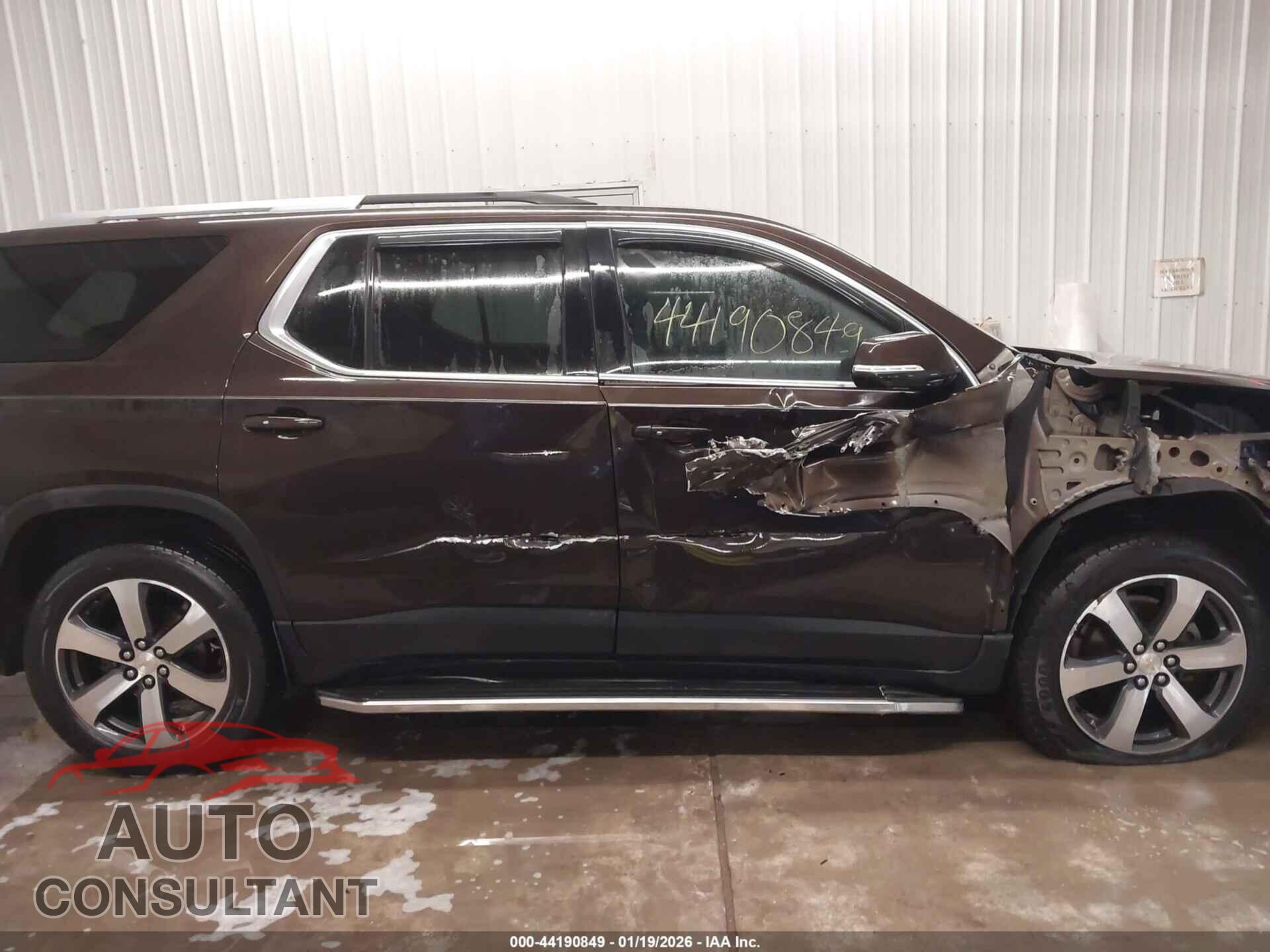 CHEVROLET TRAVERSE 2018 - 1GNERHKW1JJ143473