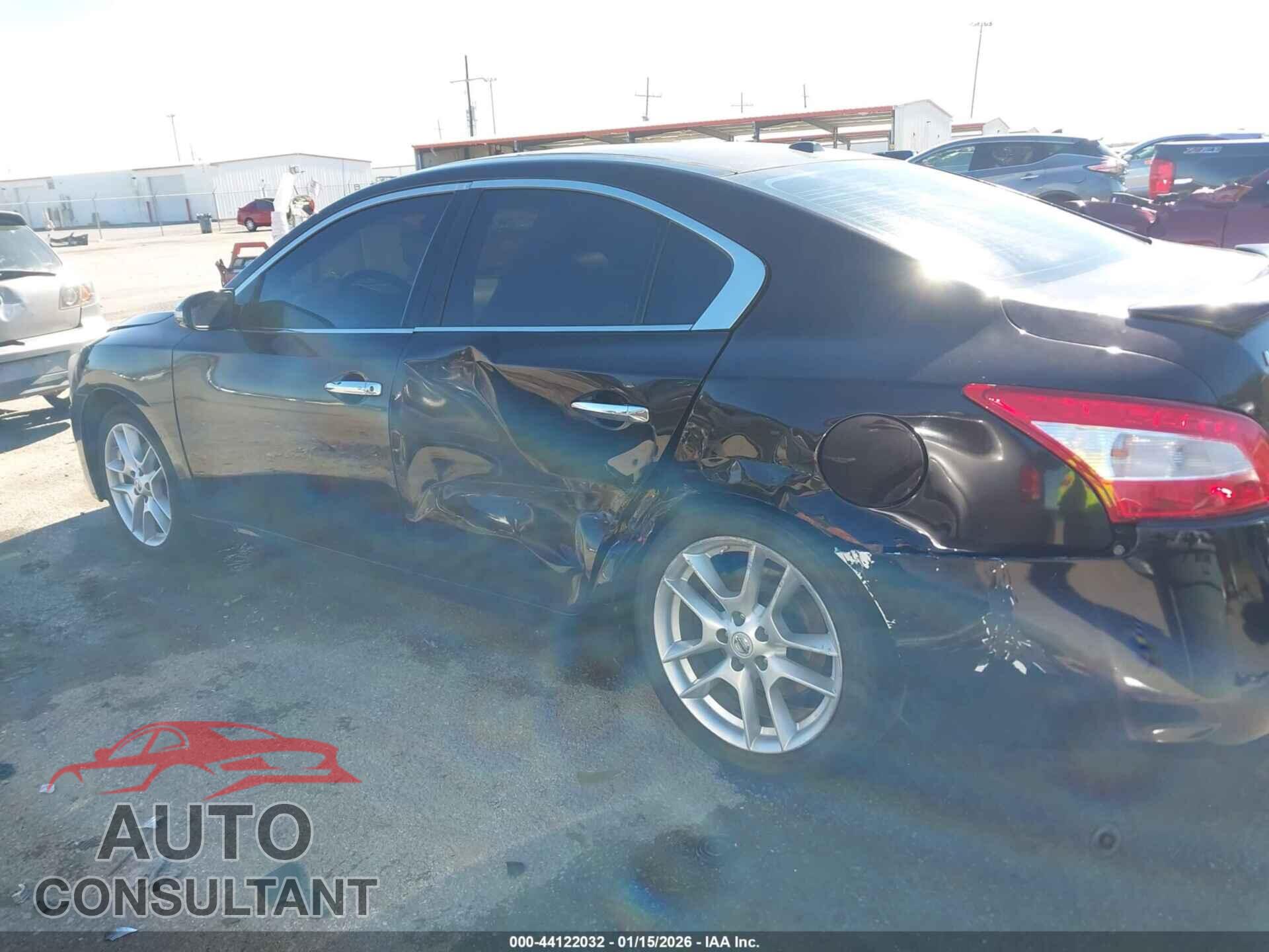 NISSAN MAXIMA 2011 - 1N4AA5AP9BC834043