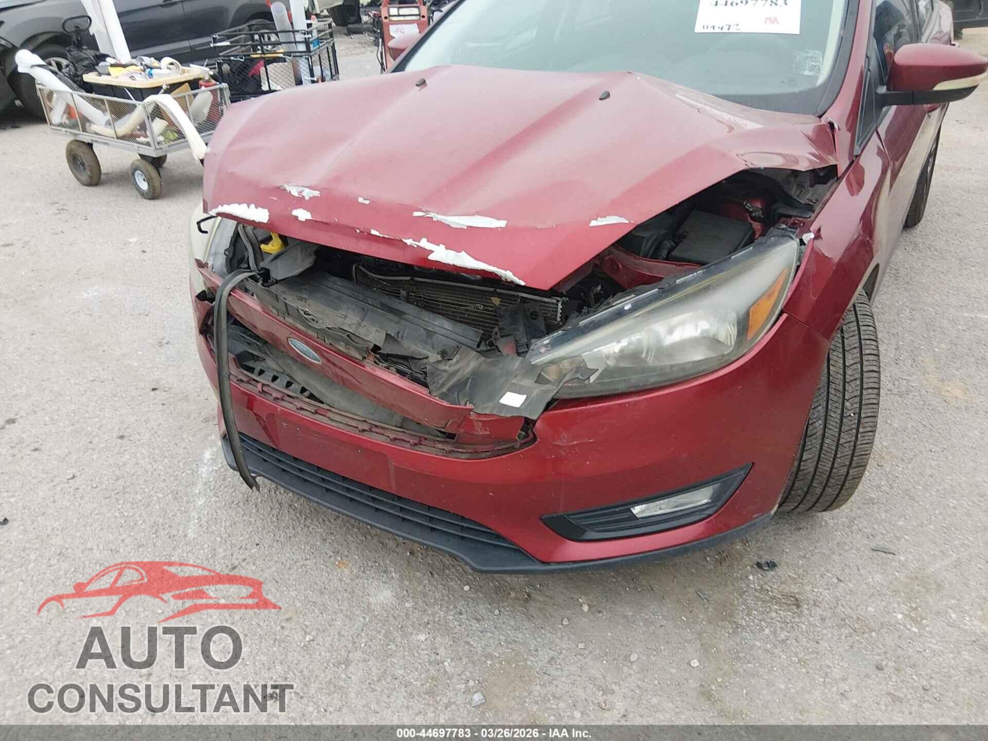 FORD FOCUS 2017 - 1FADP3FE5HL260427