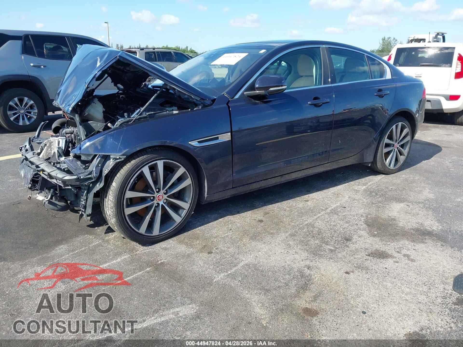 JAGUAR XE 2017 - SAJAE4BG8HA969060