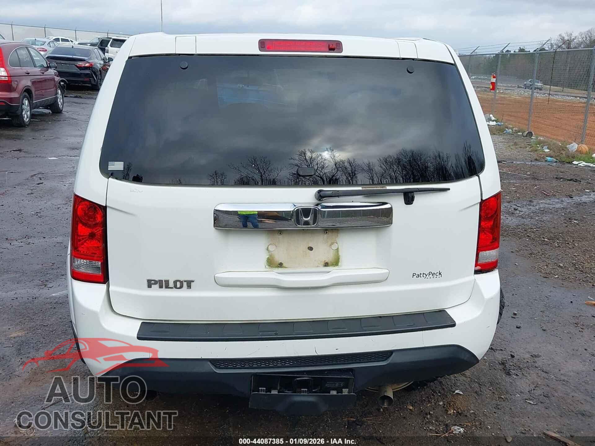 HONDA PILOT 2013 - 5FNYF3H24DB038444