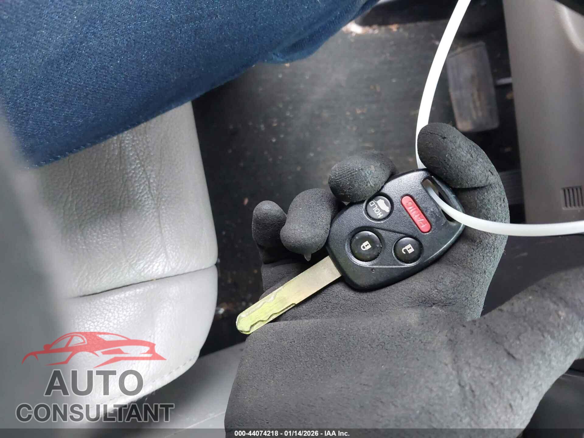 HONDA PILOT 2013 - 5FNYF4H71DB061438