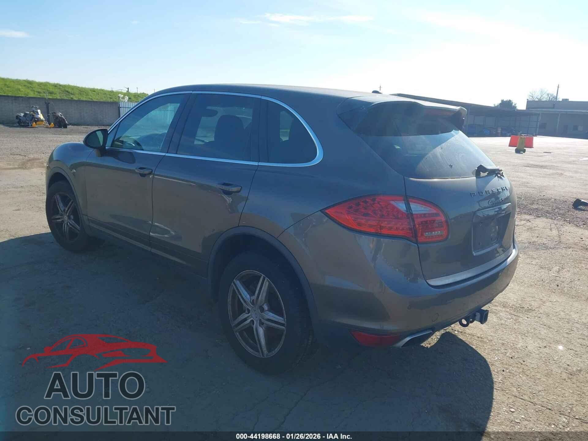 PORSCHE CAYENNE 2011 - WP1AB2A2XBLA41939