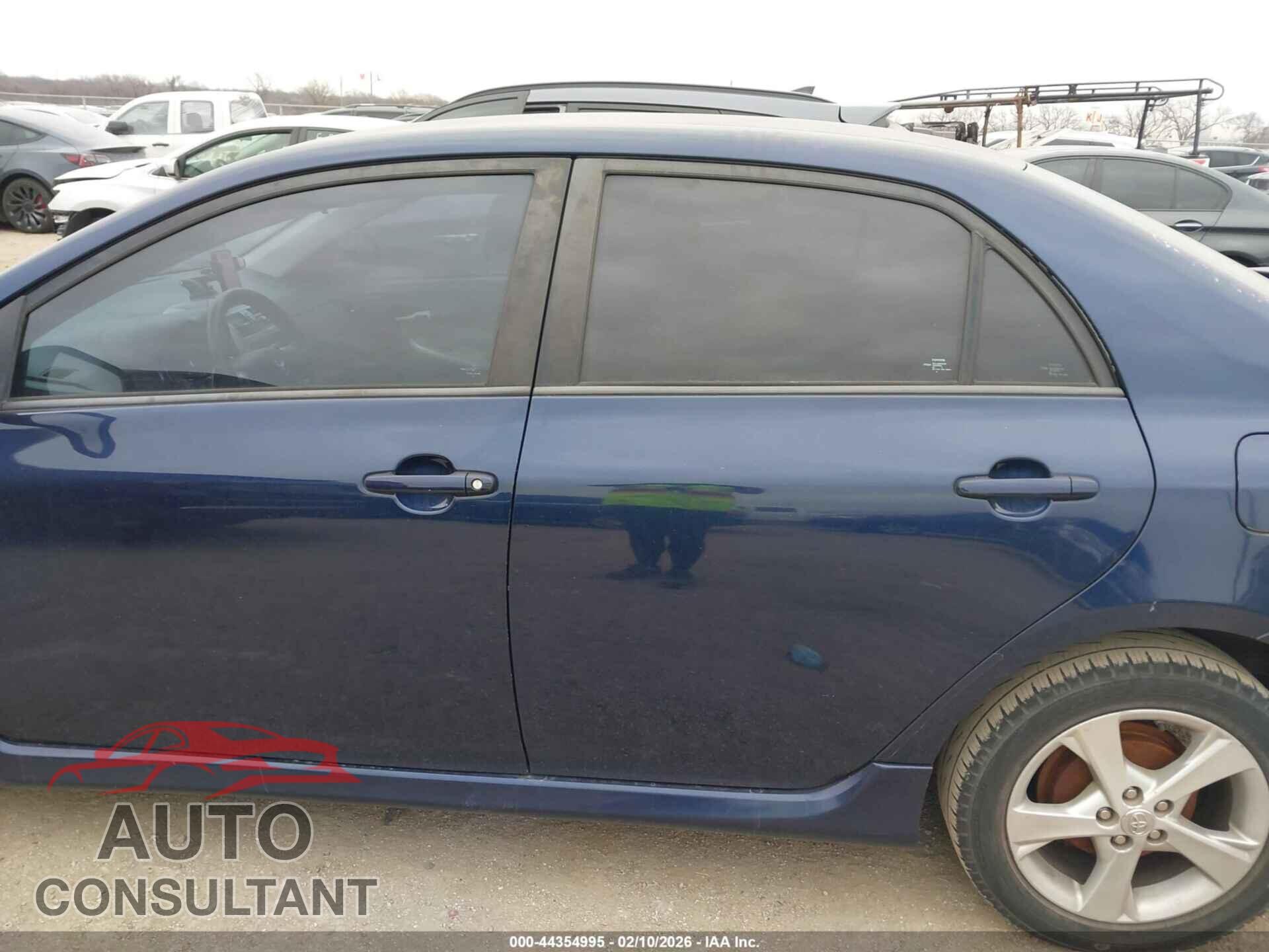 TOYOTA COROLLA 2013 - 5YFBU4EE7DP187743