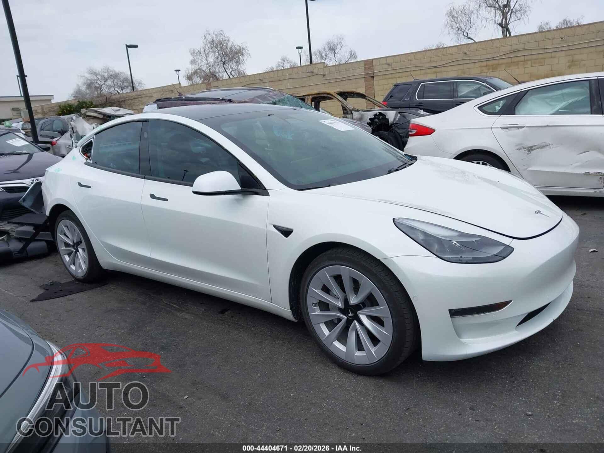 TESLA MODEL 3 2021 - 5YJ3E1EB4MF942915