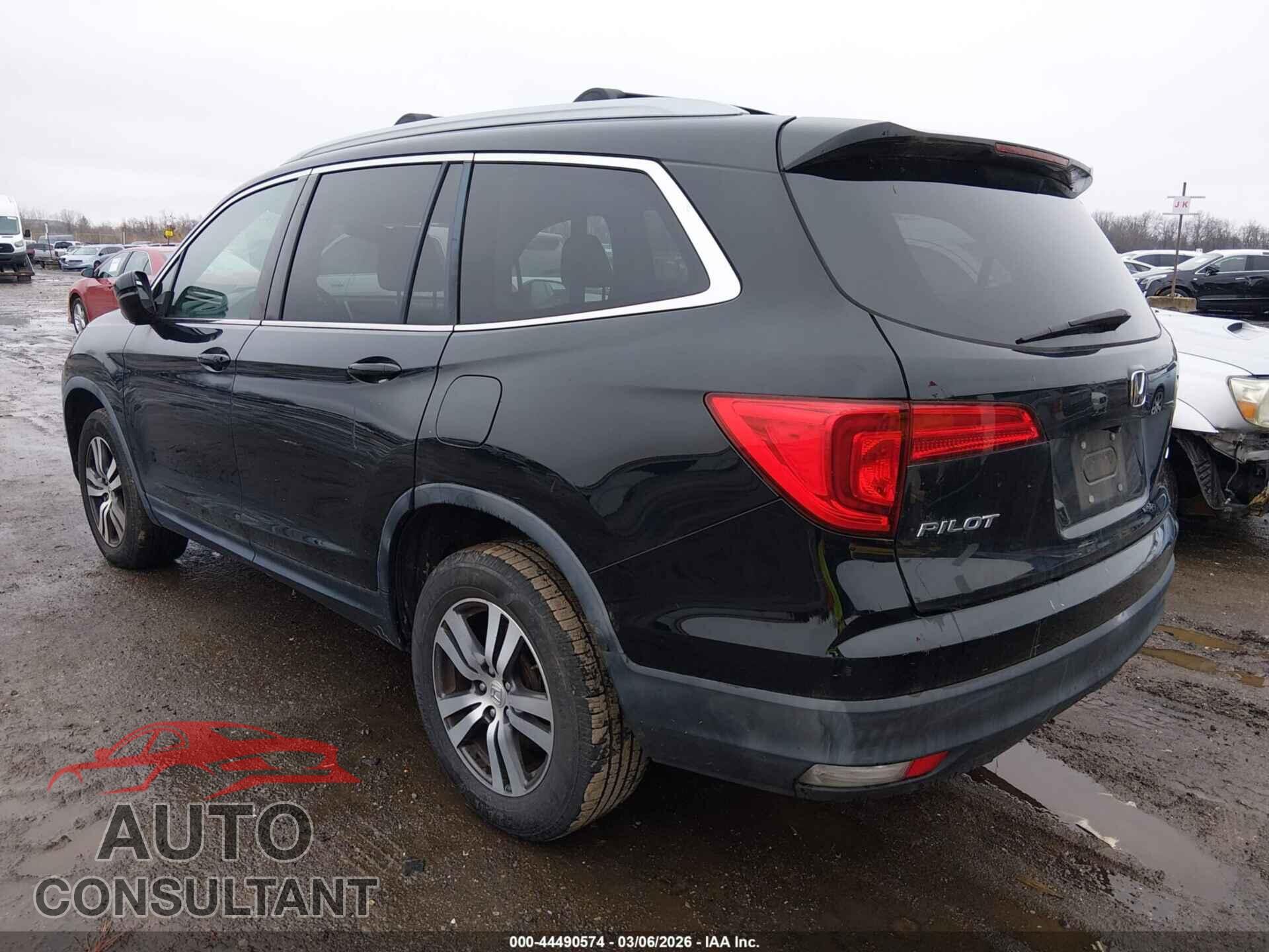 HONDA PILOT 2016 - 5FNYF6H8XGB041424