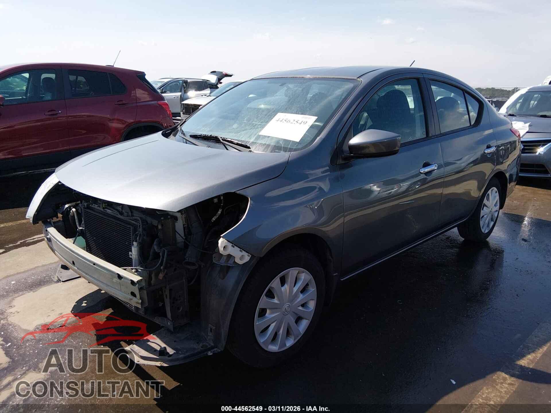 NISSAN VERSA 2019 - 3N1CN7AP5KL841789