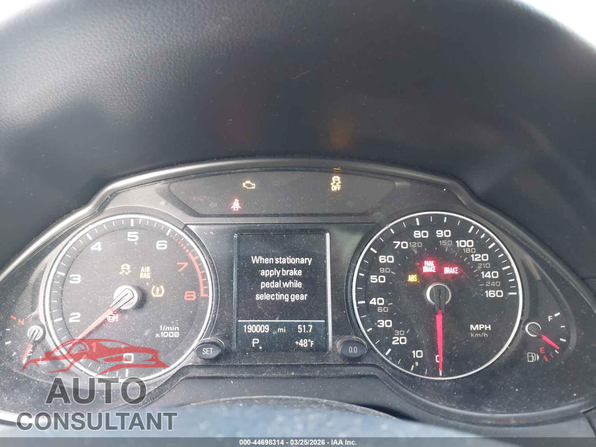 AUDI Q5 2013 - WA1LFAFP8DA022537