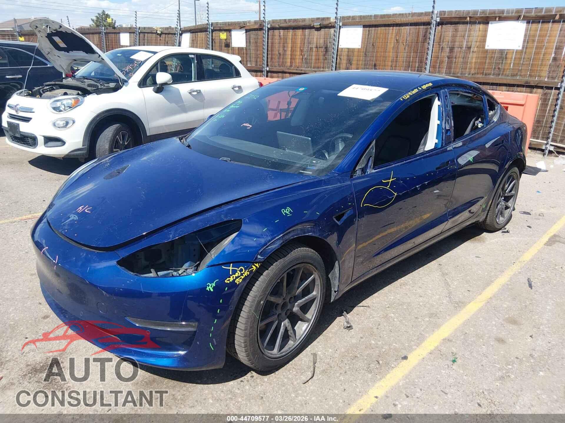 TESLA MODEL 3 2019 - 5YJ3E1EA4KF313837