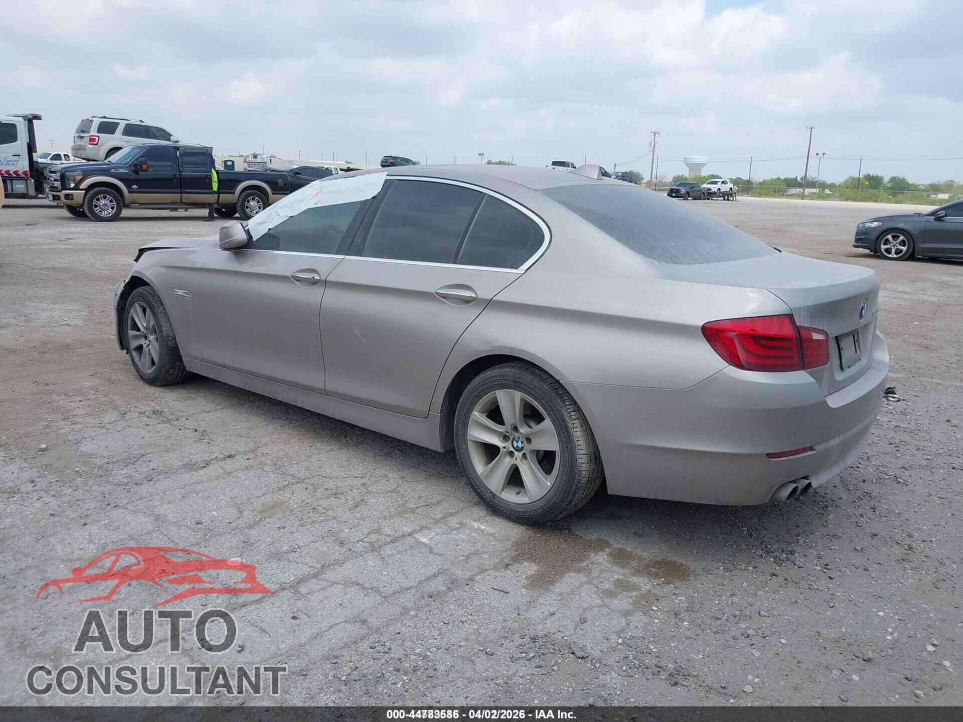 BMW 528I 2011 - WBAFR1C54BC742736