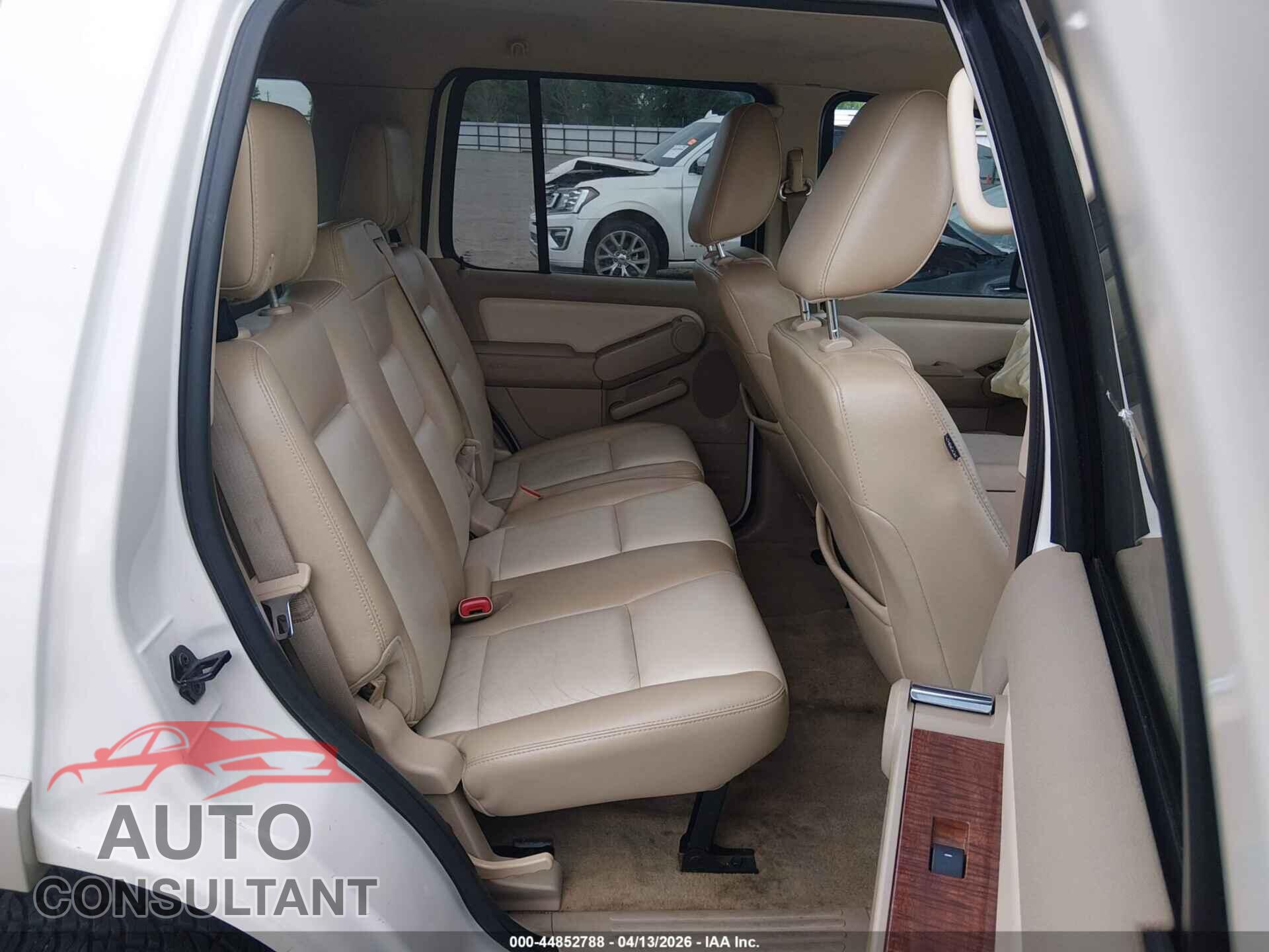 FORD EXPLORER 2009 - 1FMEU64E19UA36705