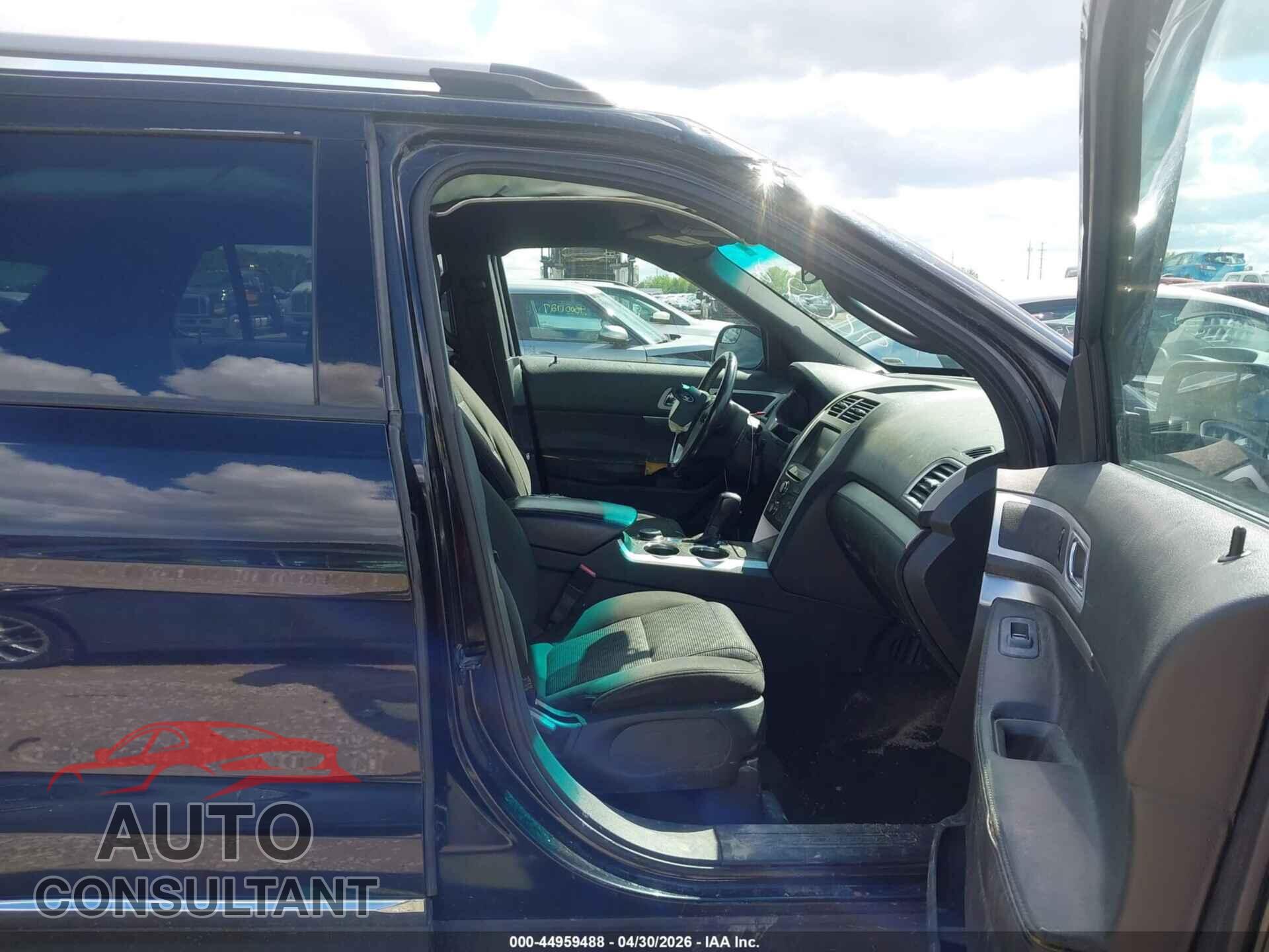 FORD EXPLORER 2011 - 1FMHK8D84BGA92098