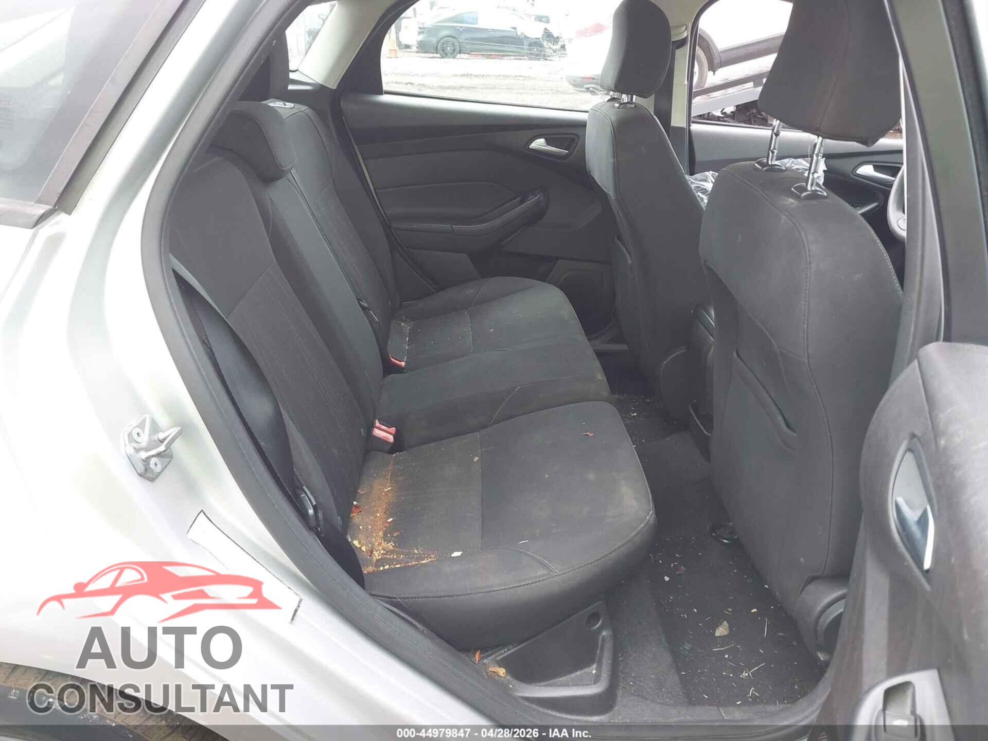 FORD FOCUS 2017 - 1FADP3K24HL268434