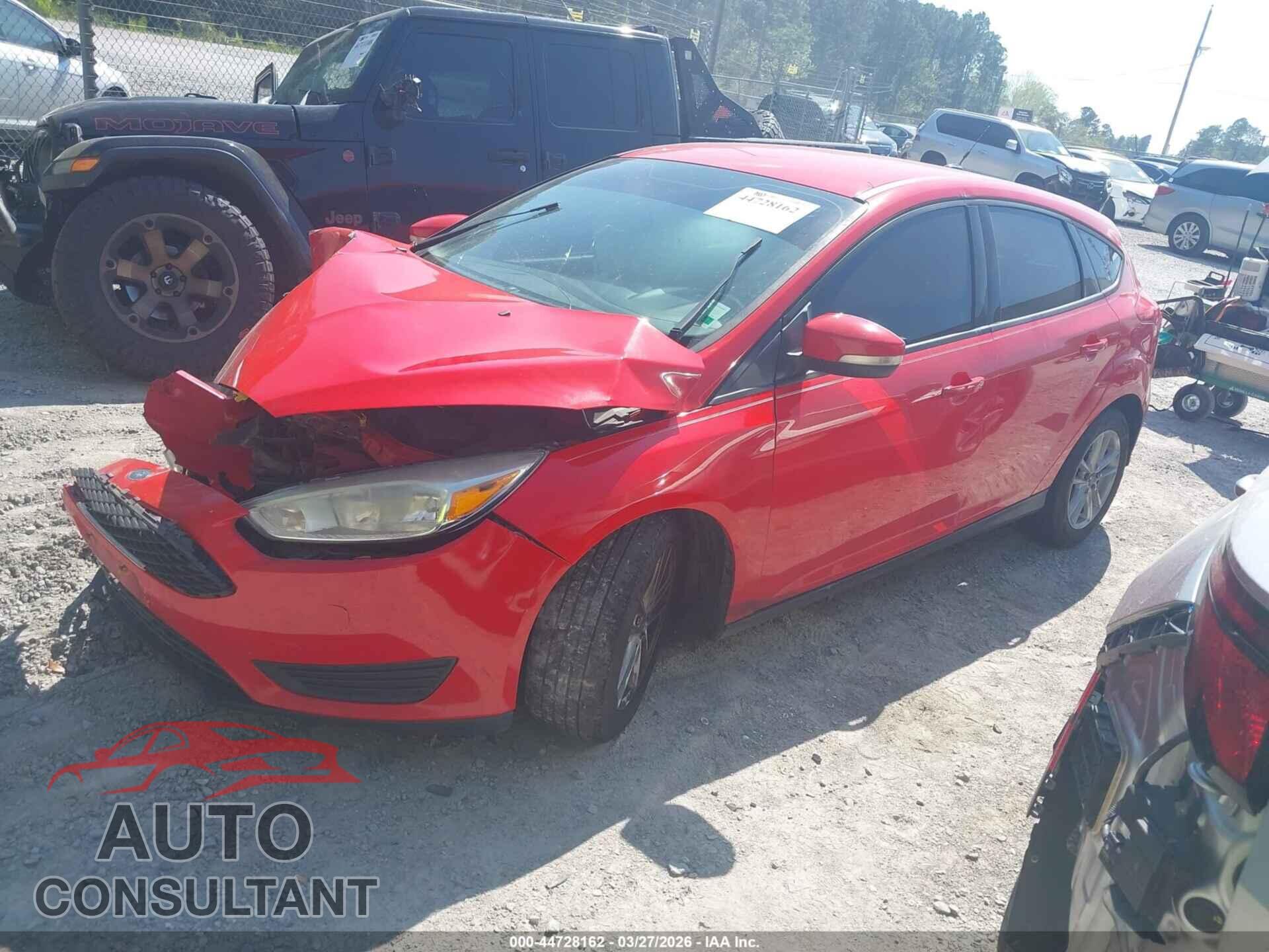 FORD FOCUS 2015 - 1FADP3K2XFL270752