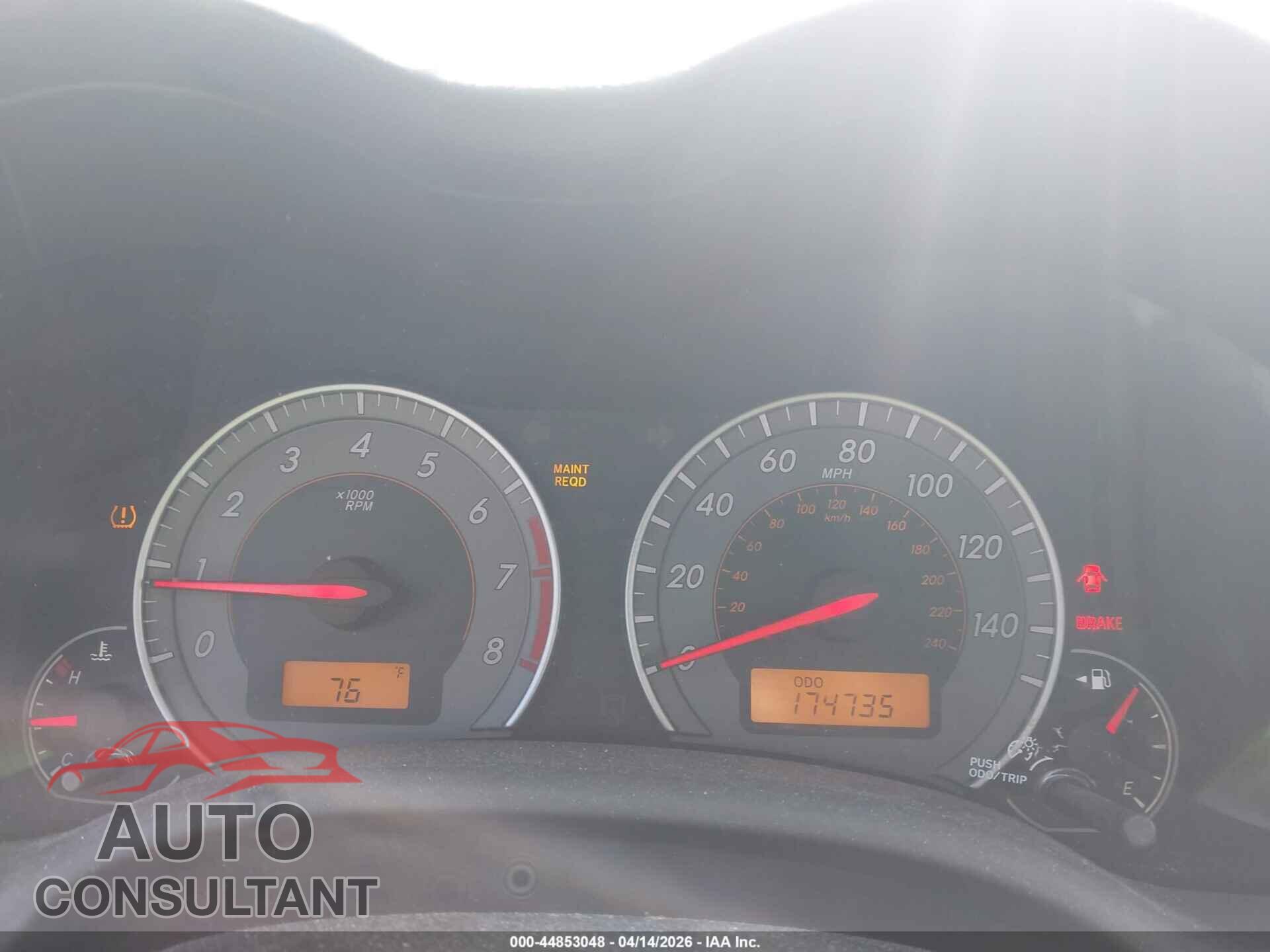 TOYOTA COROLLA 2010 - 2T1BU4EEXAC462744
