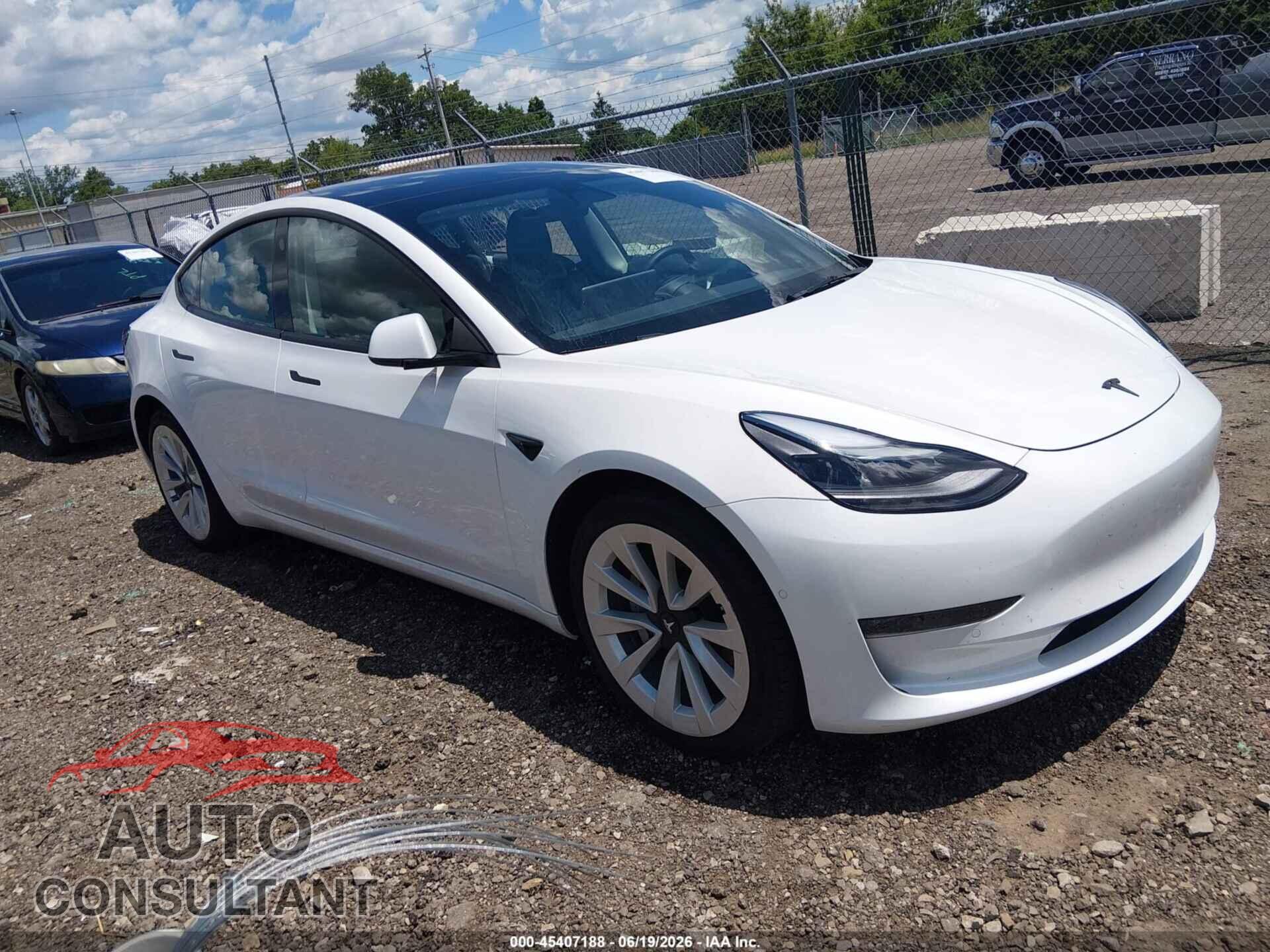 TESLA MODEL 3 2022 - 5YJ3E1EB3NF209529