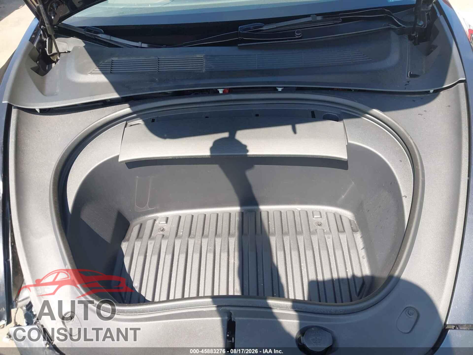 TESLA MODEL 3 2024 - 5YJ3E1EB2RF795761