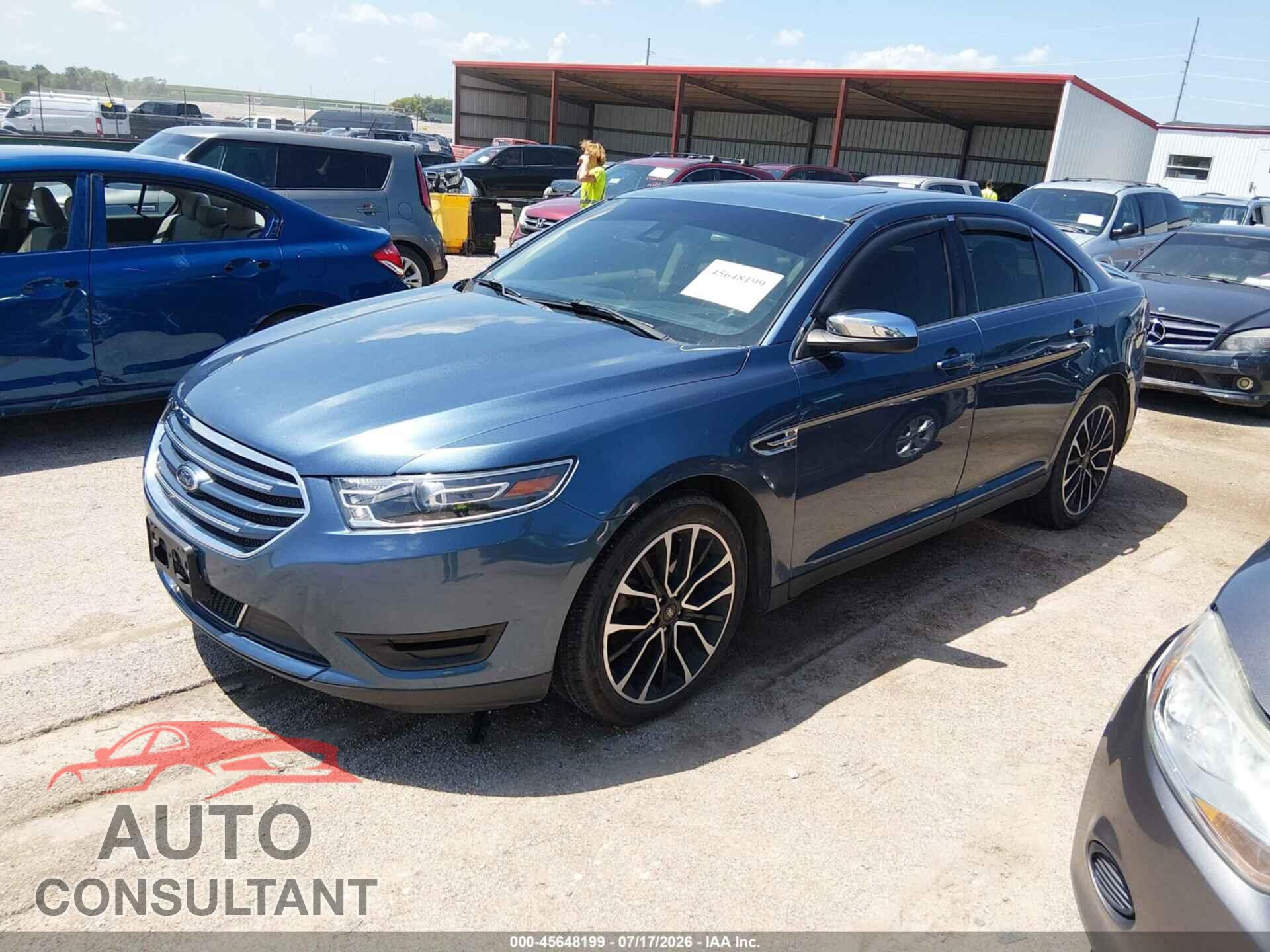 FORD TAURUS 2019 - 1FAHP2J85KG119435