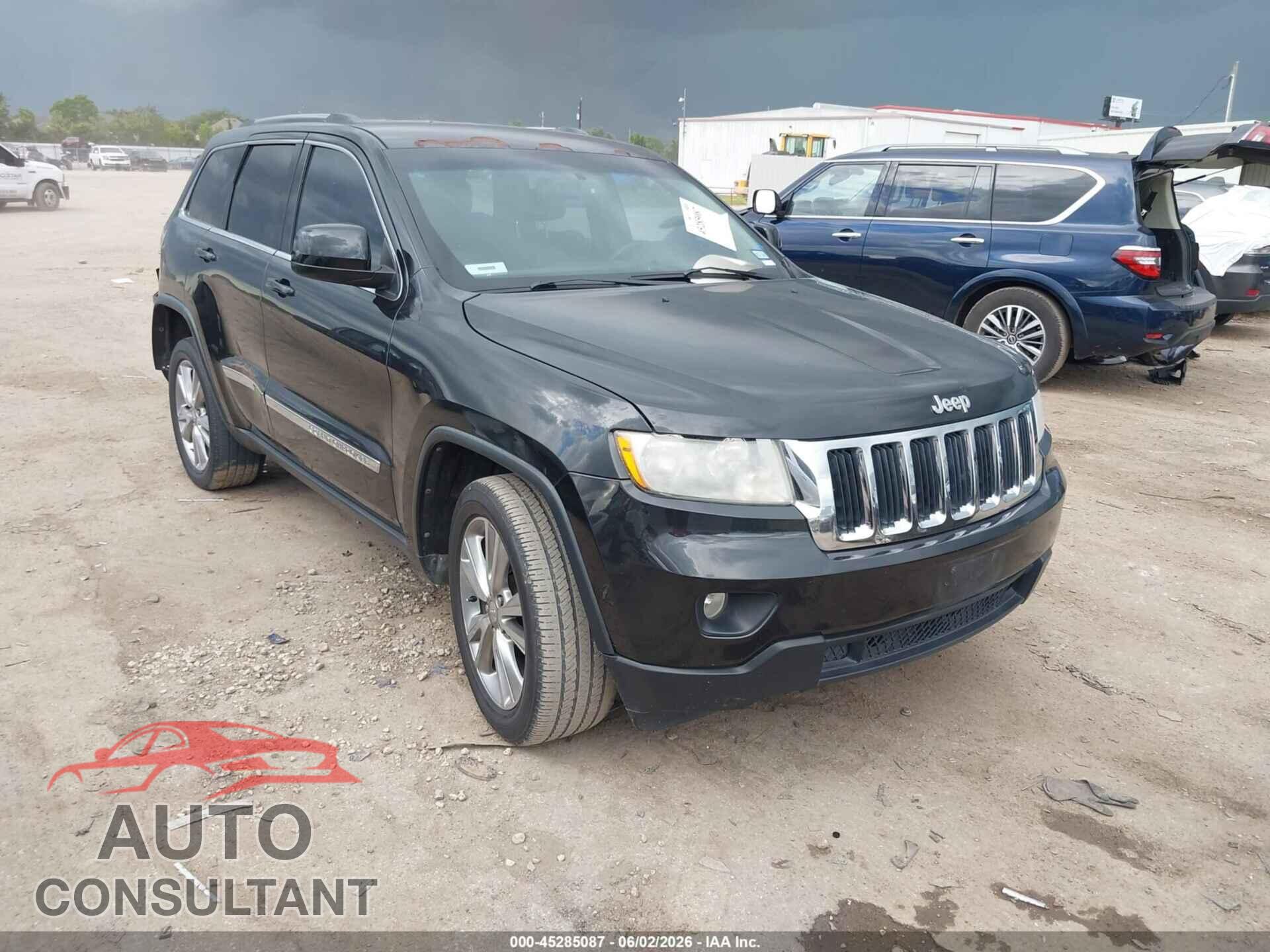 JEEP GRAND CHEROKEE 2013 - 1C4RJEAT3DC546788