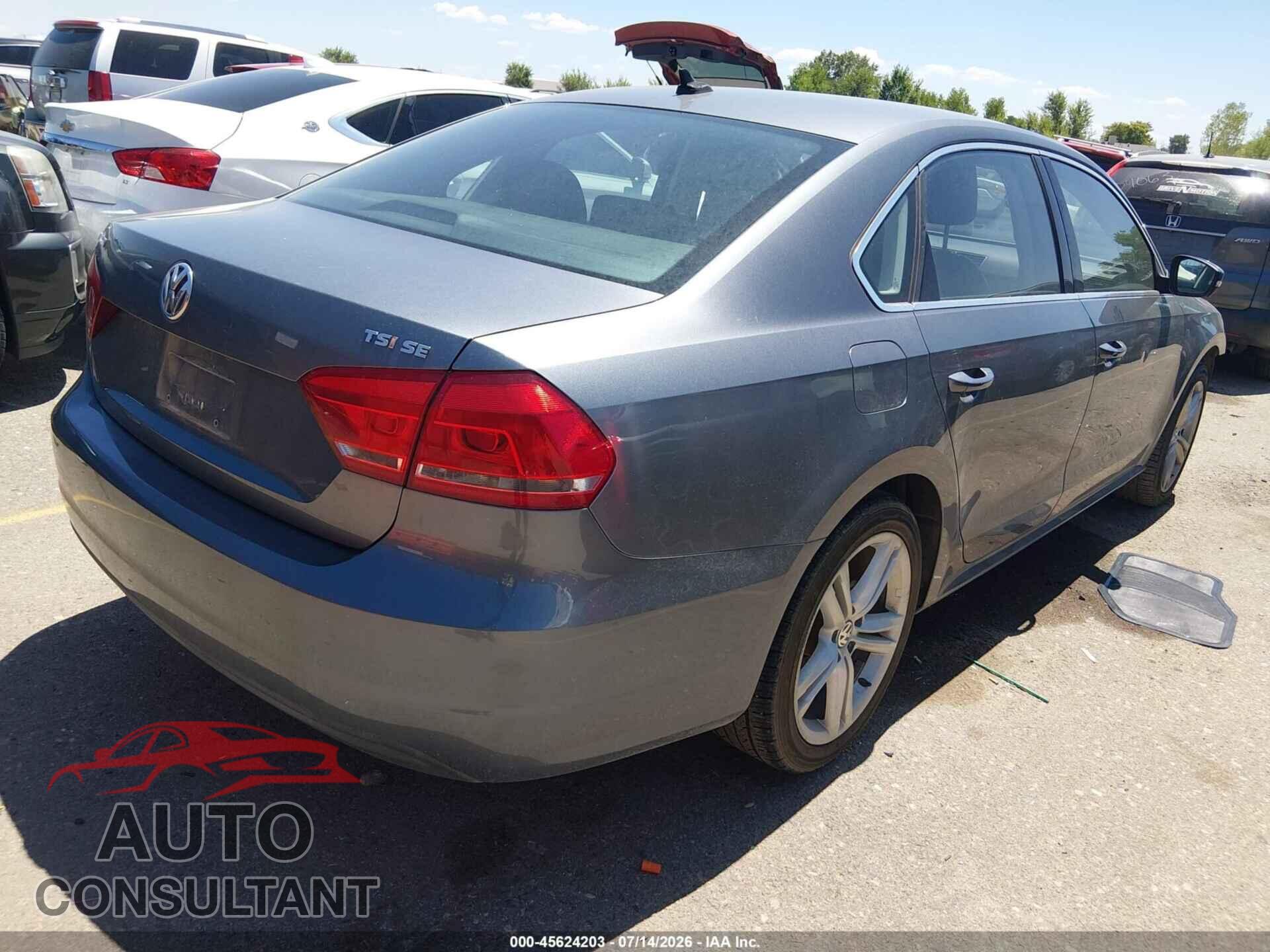 VOLKSWAGEN PASSAT 2014 - 1VWBS7A32EC120776