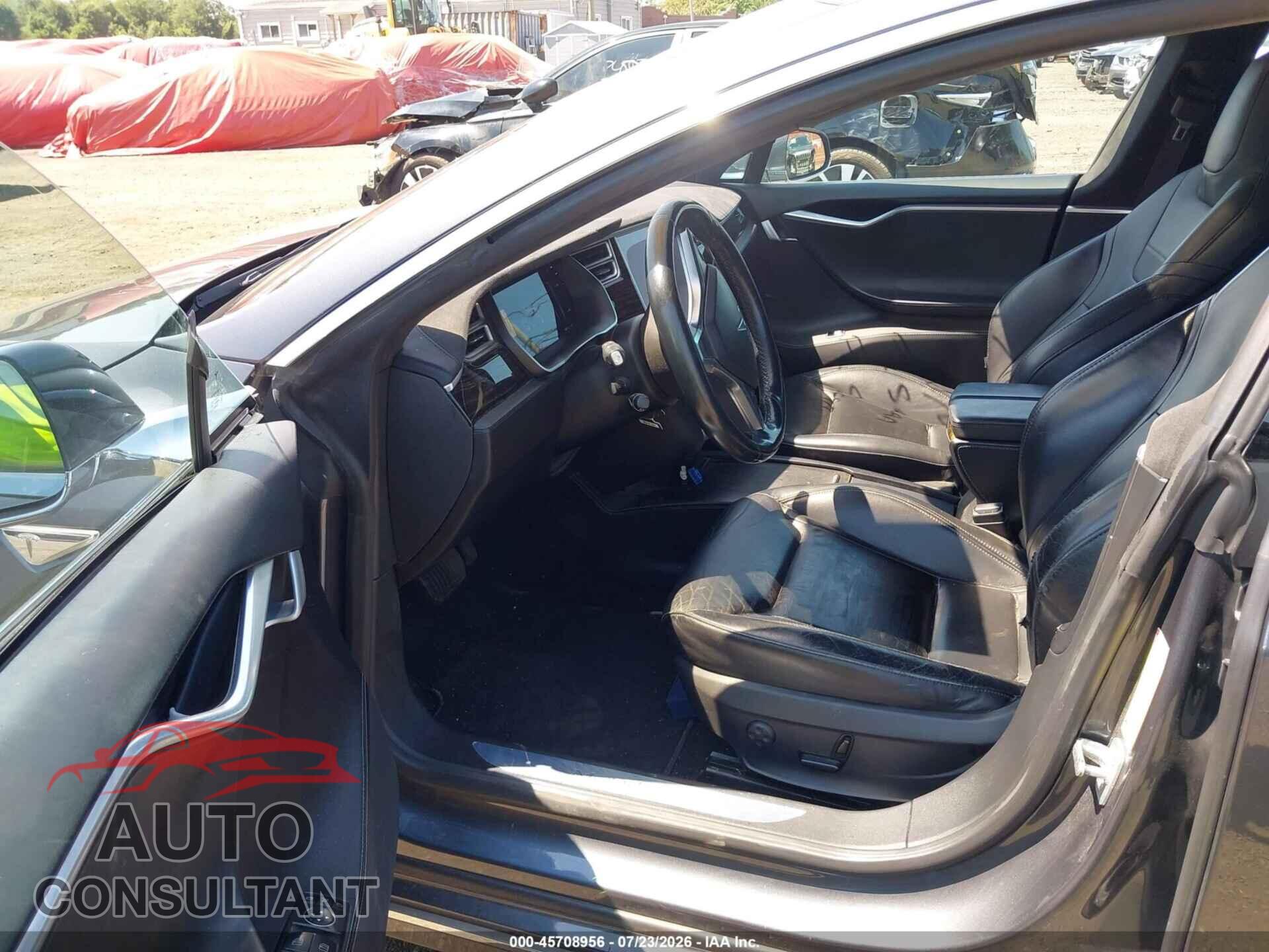 TESLA MODEL S 2016 - 5YJSA1E26GF160756