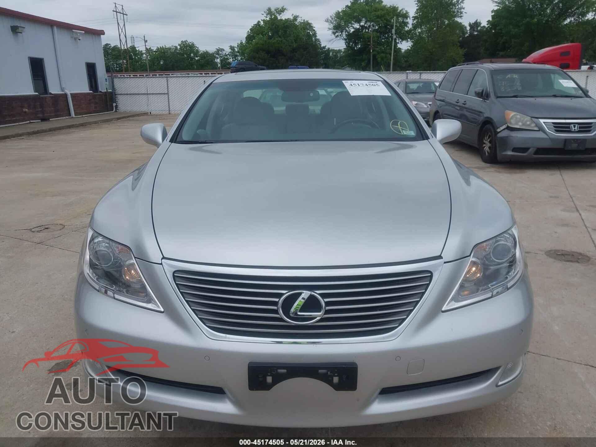 LEXUS LS 460 2009 - JTHCL46F195000272
