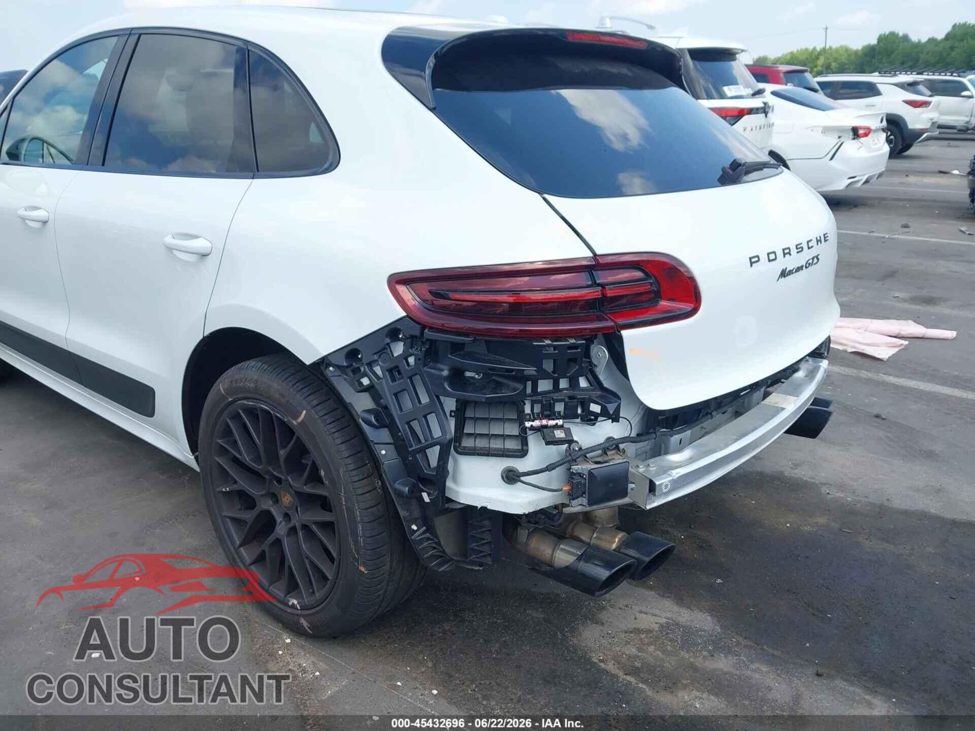 PORSCHE MACAN 2017 - WP1AG2A58HLB50436