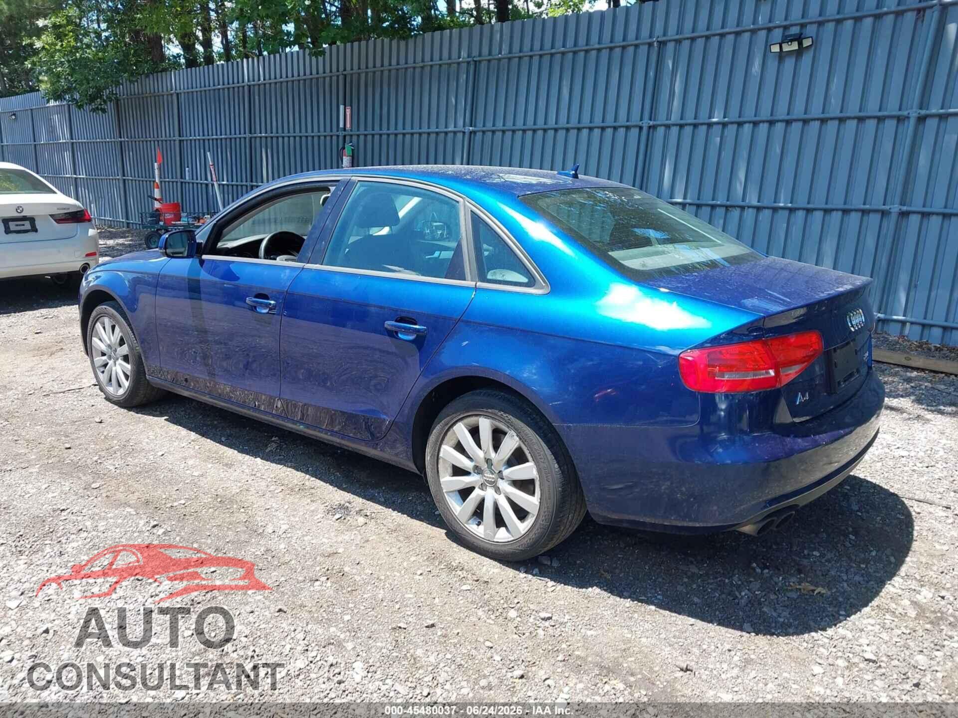 AUDI A4 2013 - WAUBFAFL5DN045391