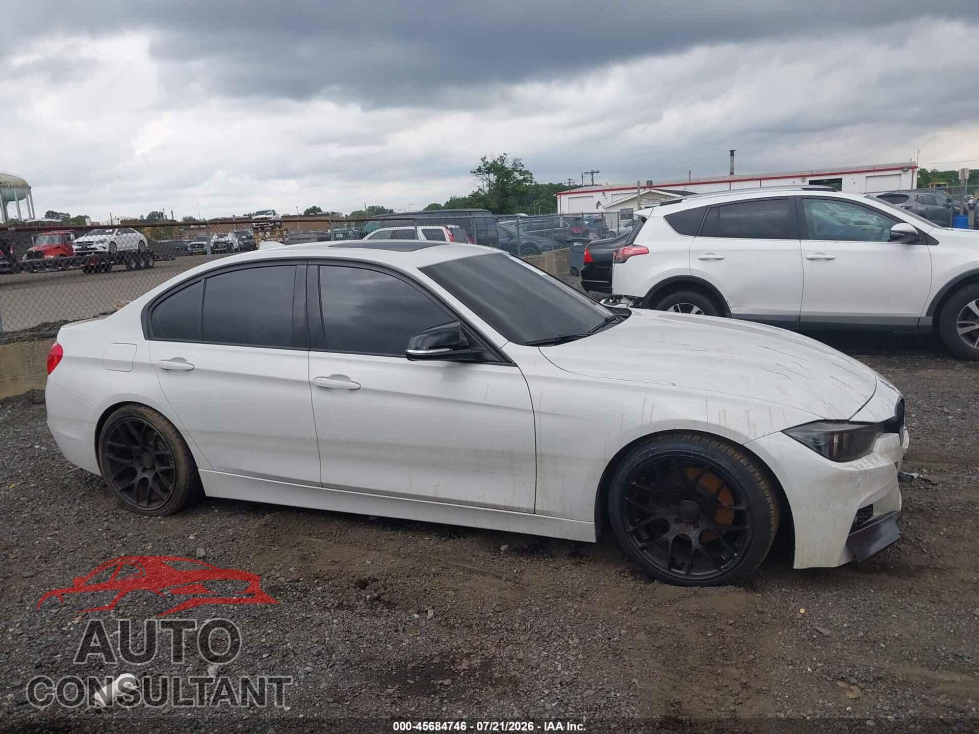 BMW 330I 2017 - WBA8D9C30HA005428