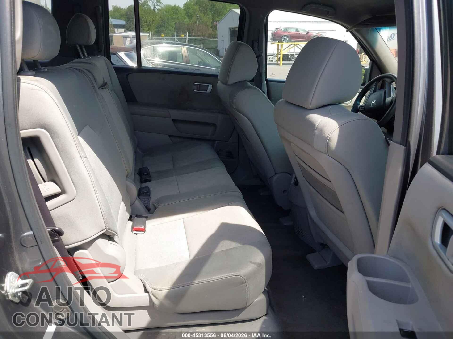 HONDA PILOT 2011 - 5FNYF4H20BB081682