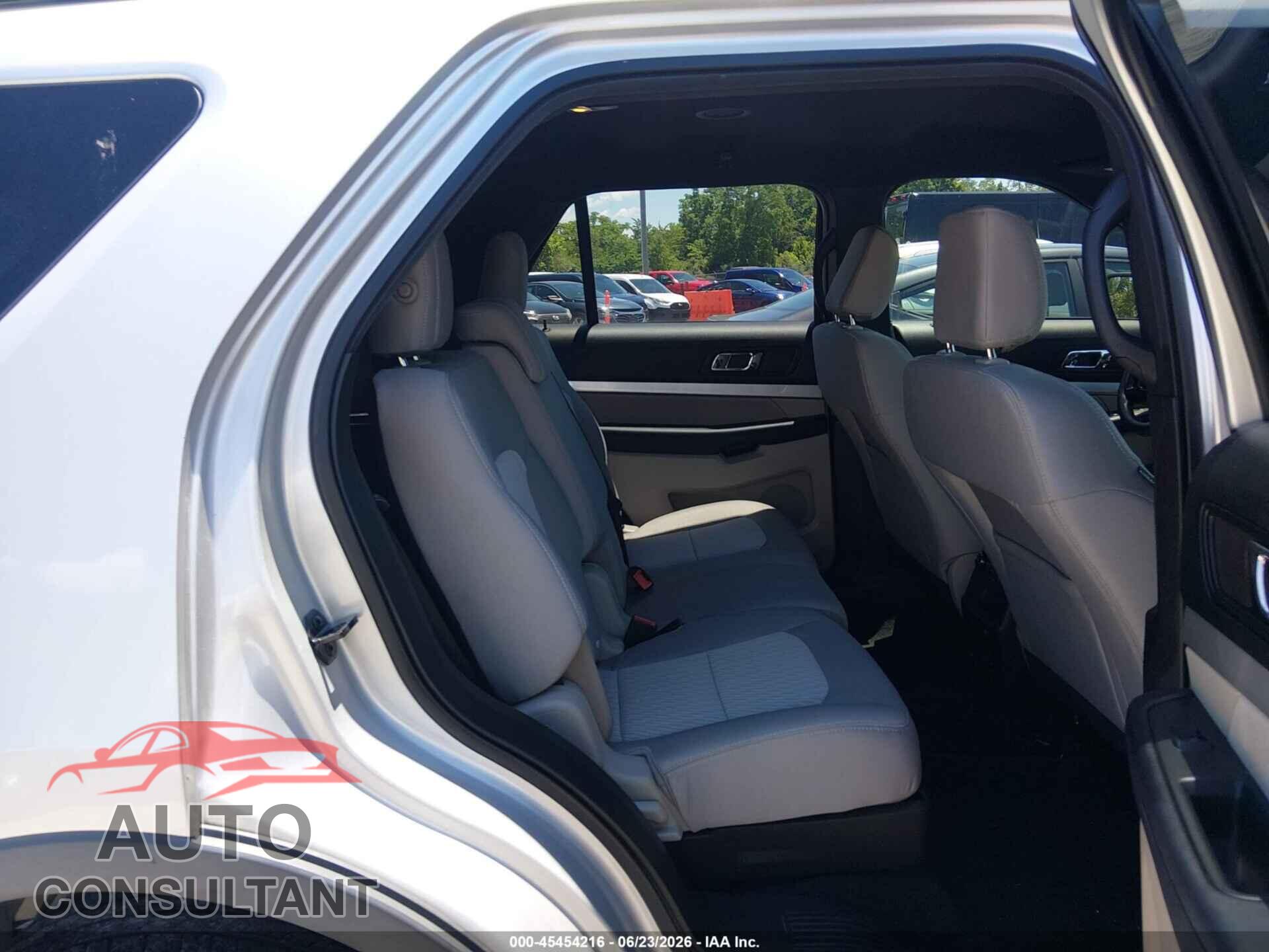 FORD EXPLORER 2018 - 1FM5K8B85JGC45253