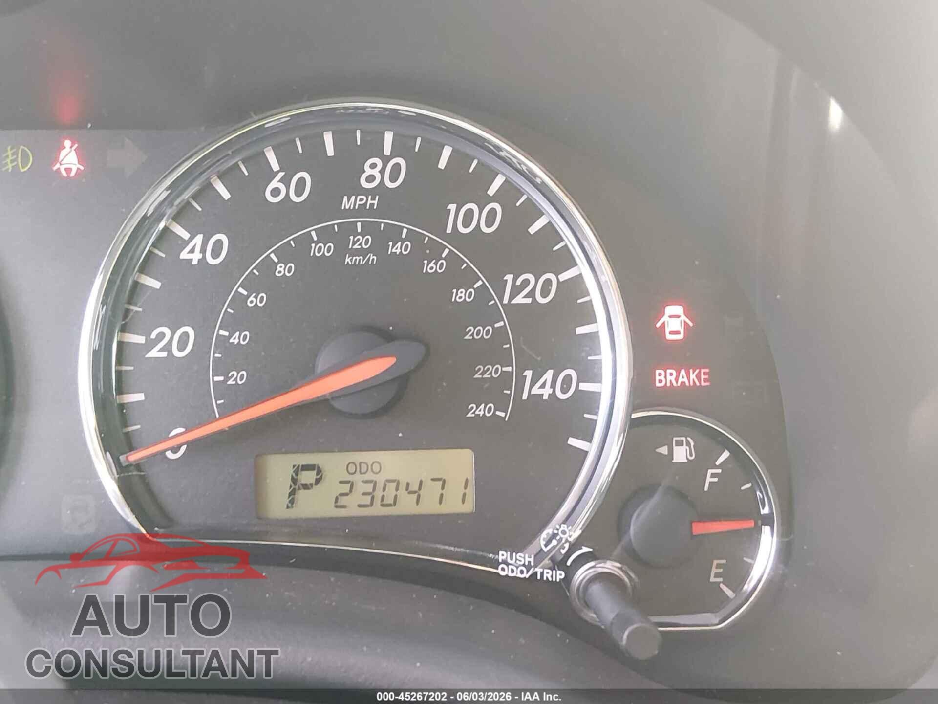 TOYOTA COROLLA 2011 - 2T1BU4EEXBC739782