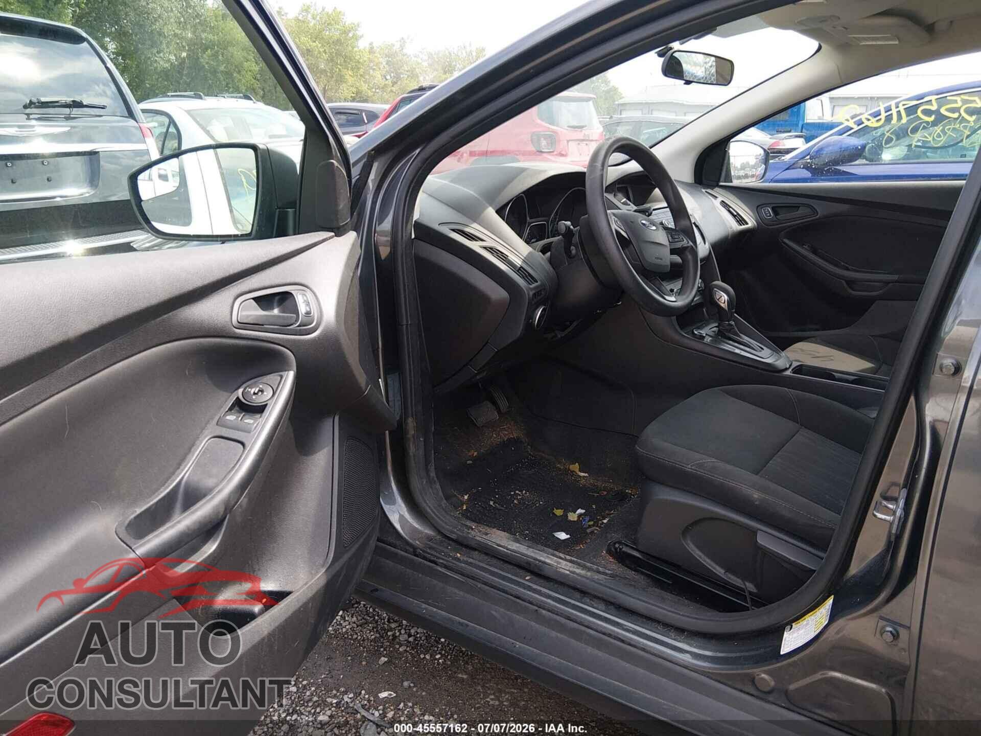 FORD FOCUS 2016 - 1FADP3E23GL403705