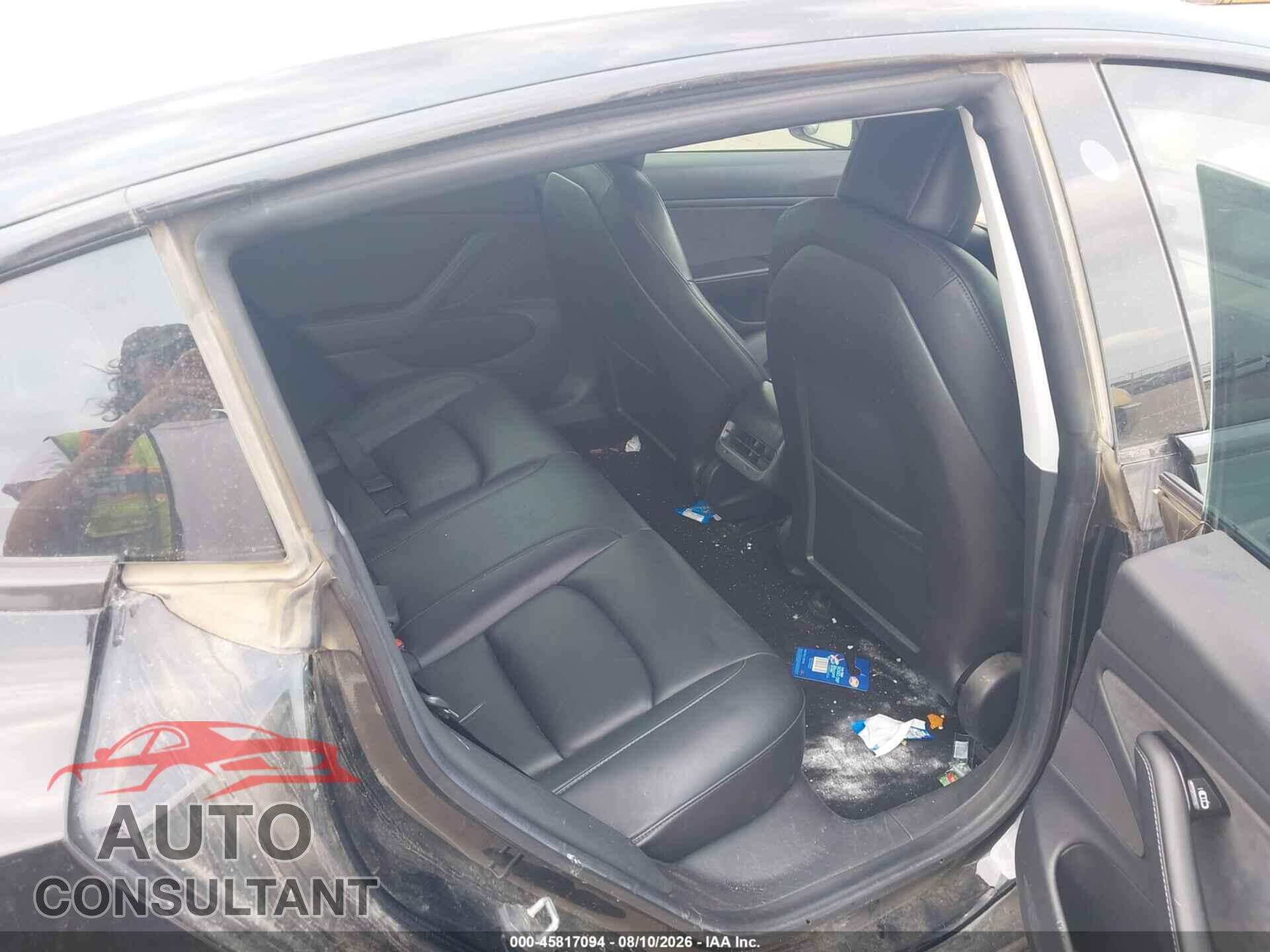 TESLA MODEL 3 2019 - 5YJ3E1EB4KF453377