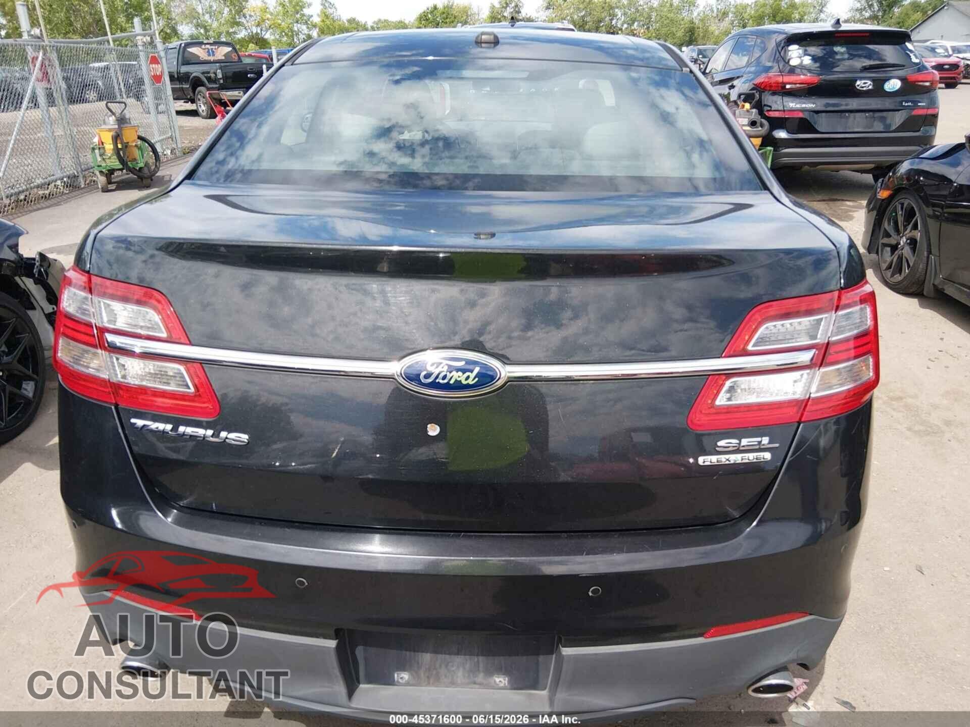 FORD TAURUS 2013 - 1FAHP2E85DG122848