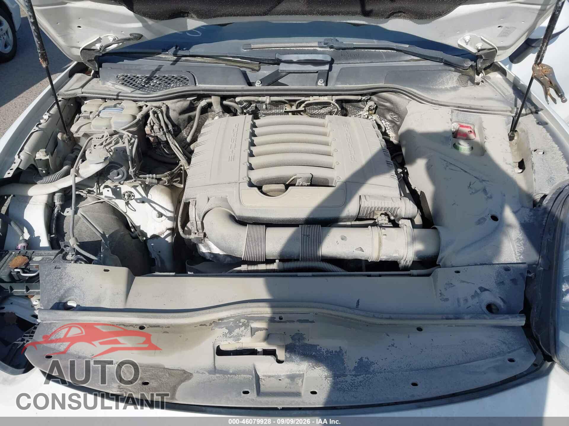 PORSCHE CAYENNE 2016 - WP1AA2A23GLA09702