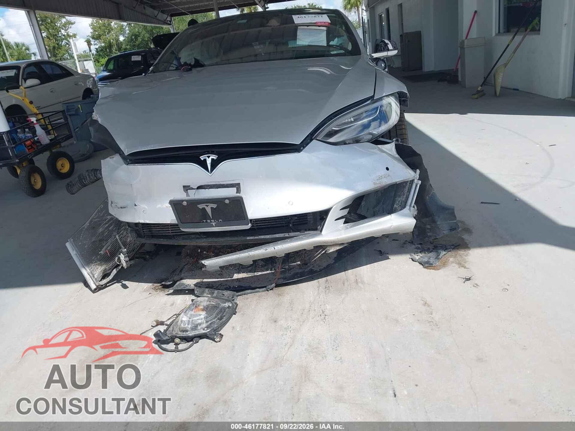TESLA MODEL S 2017 - 5YJSA1E23HF178679