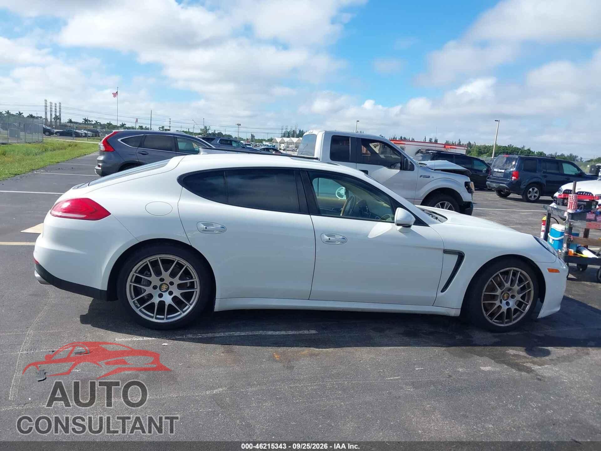 PORSCHE PANAMERA 2014 - WP0AA2A70EL013345