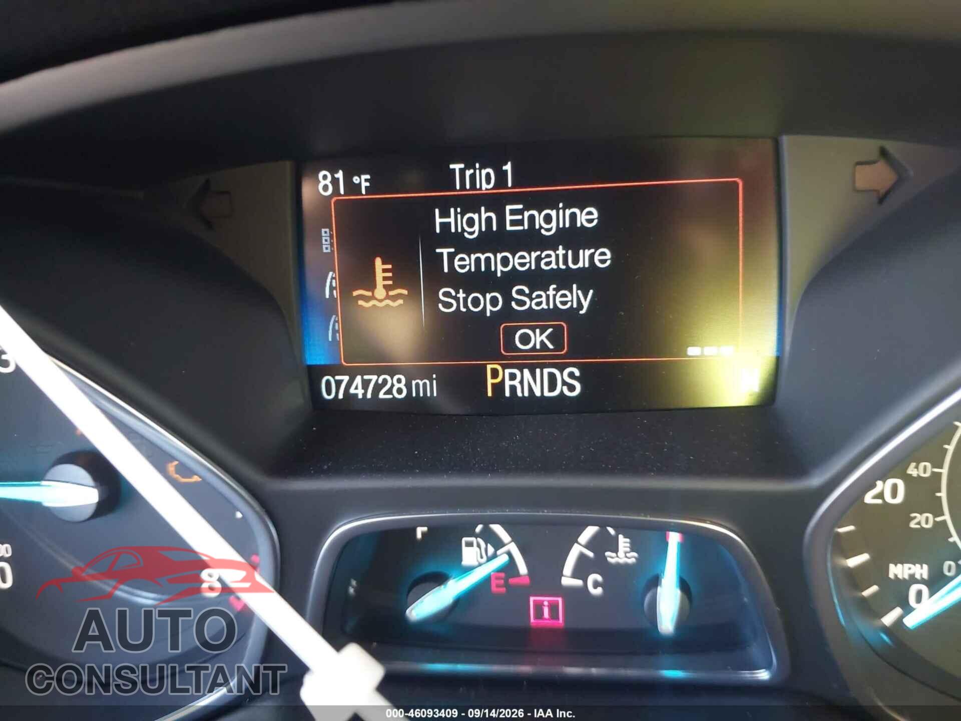 FORD ESCAPE 2017 - 1FMCU0GD7HUD40112