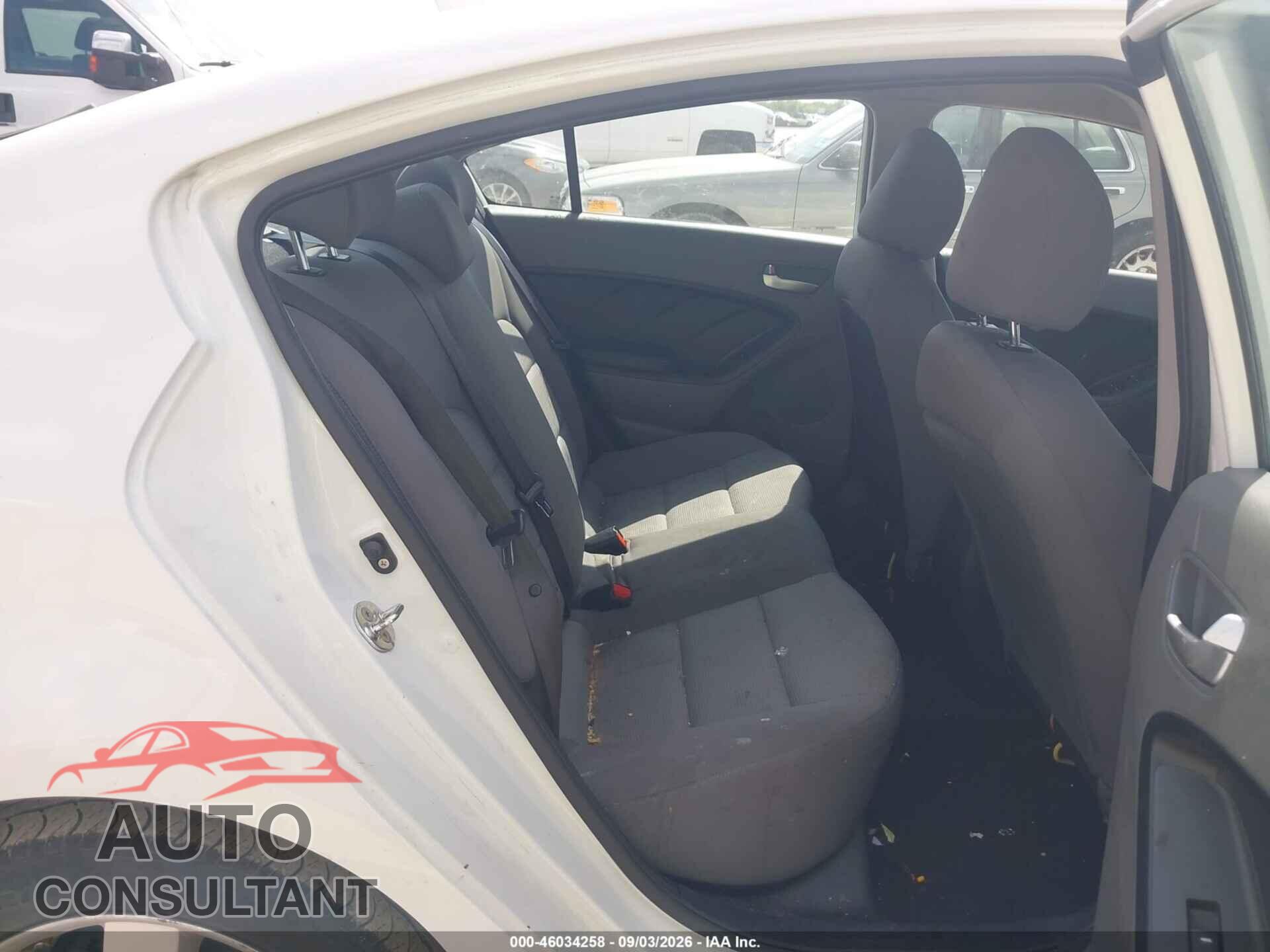 KIA FORTE 2017 - 3KPFK4A74HE041449