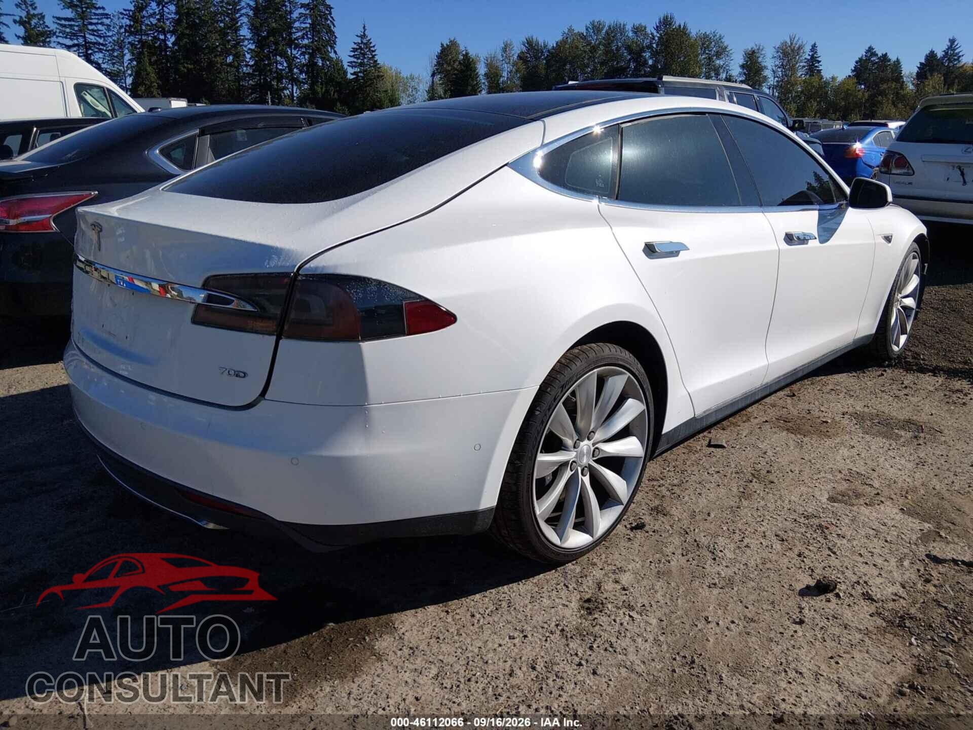 TESLA MODEL S 2015 - 5YJSA1S20FF089217