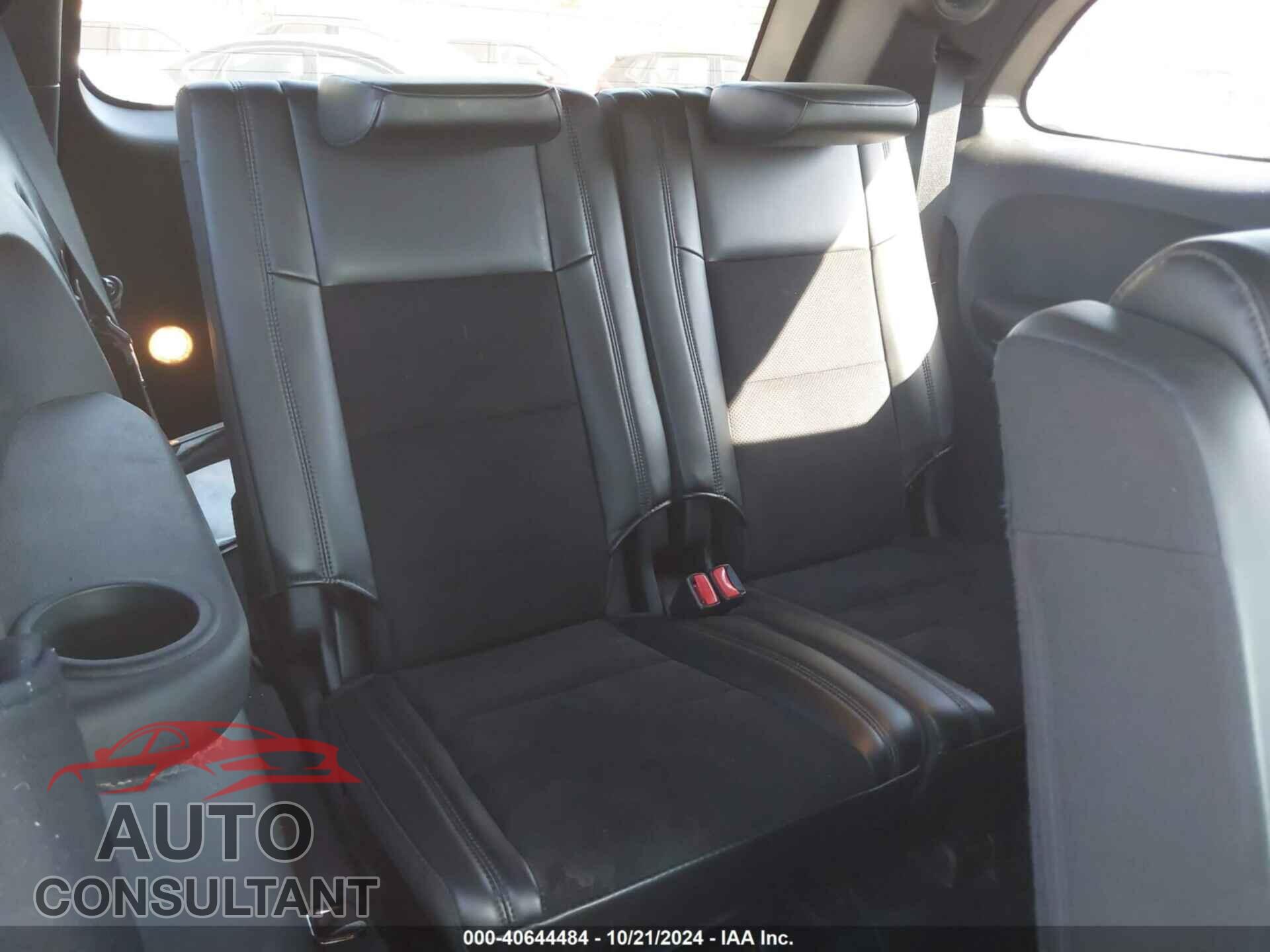 DODGE DURANGO 2018 - 1C4RDJDG5JC393633