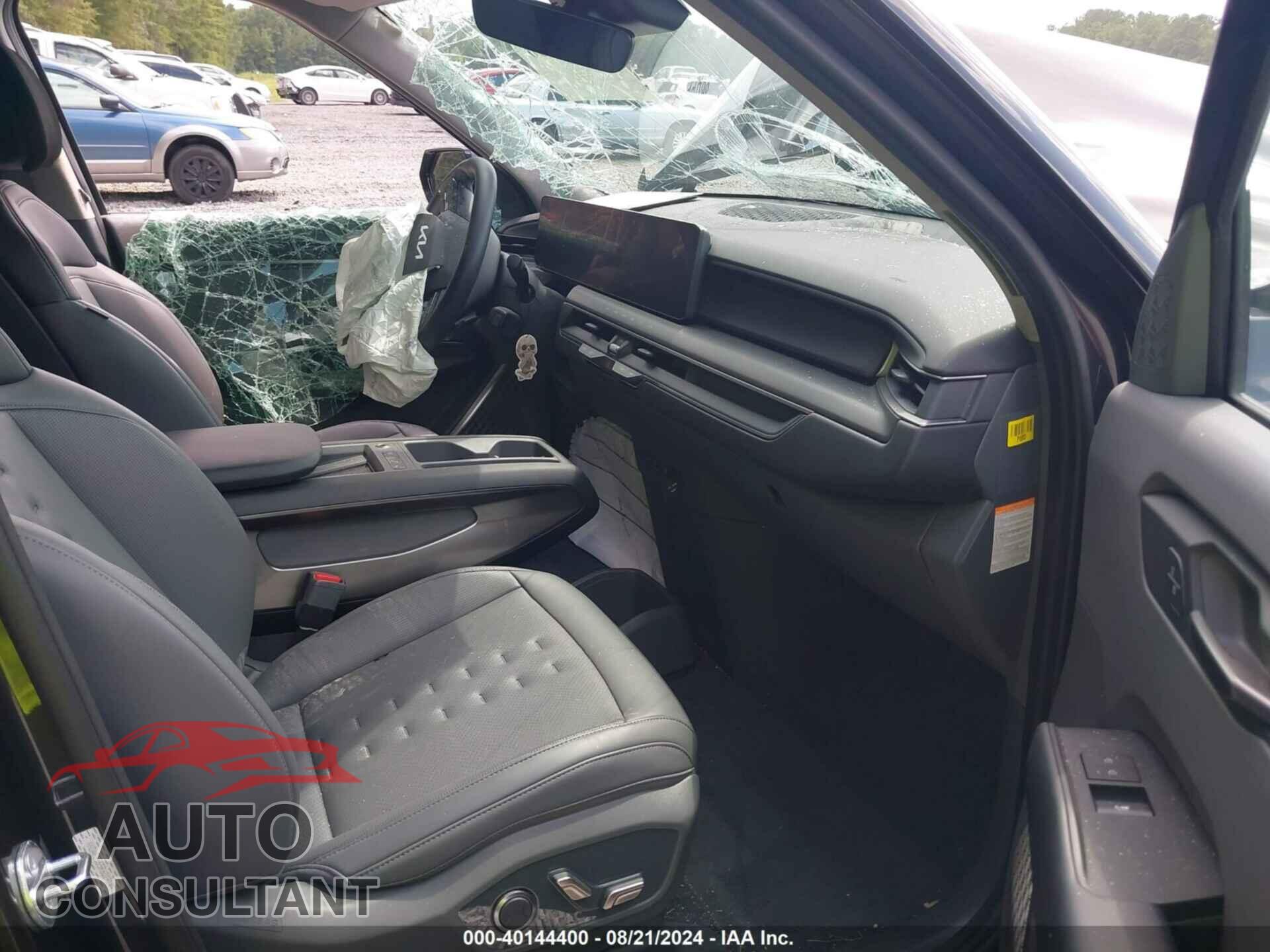 KIA EV9 2024 - KNDAFFS55R6019149