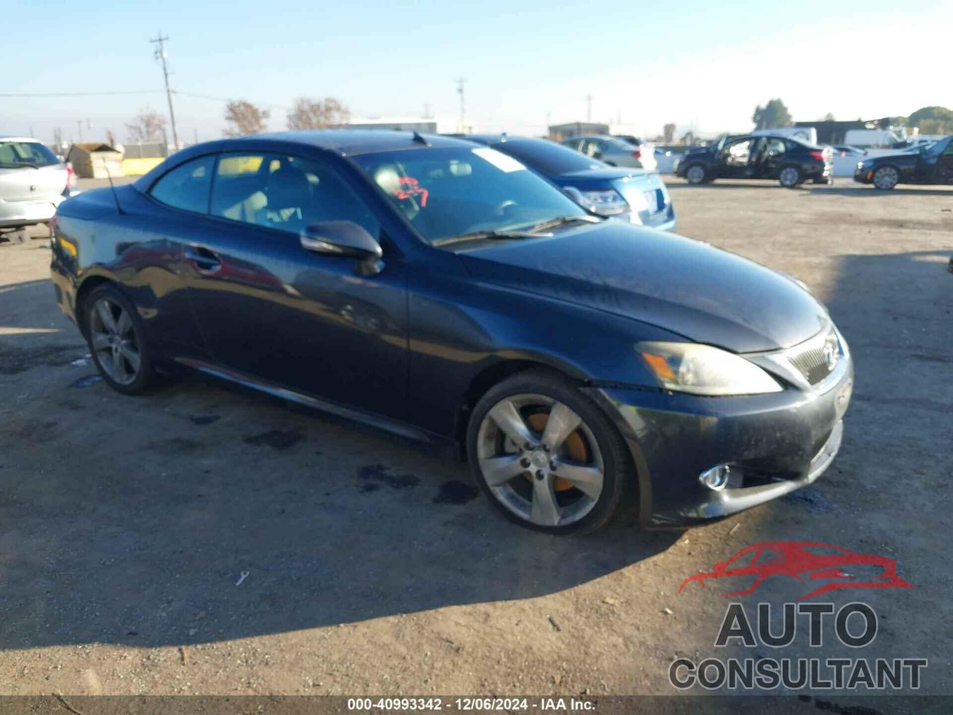 LEXUS IS 250C 2011 - JTHFF2C2XB2519306