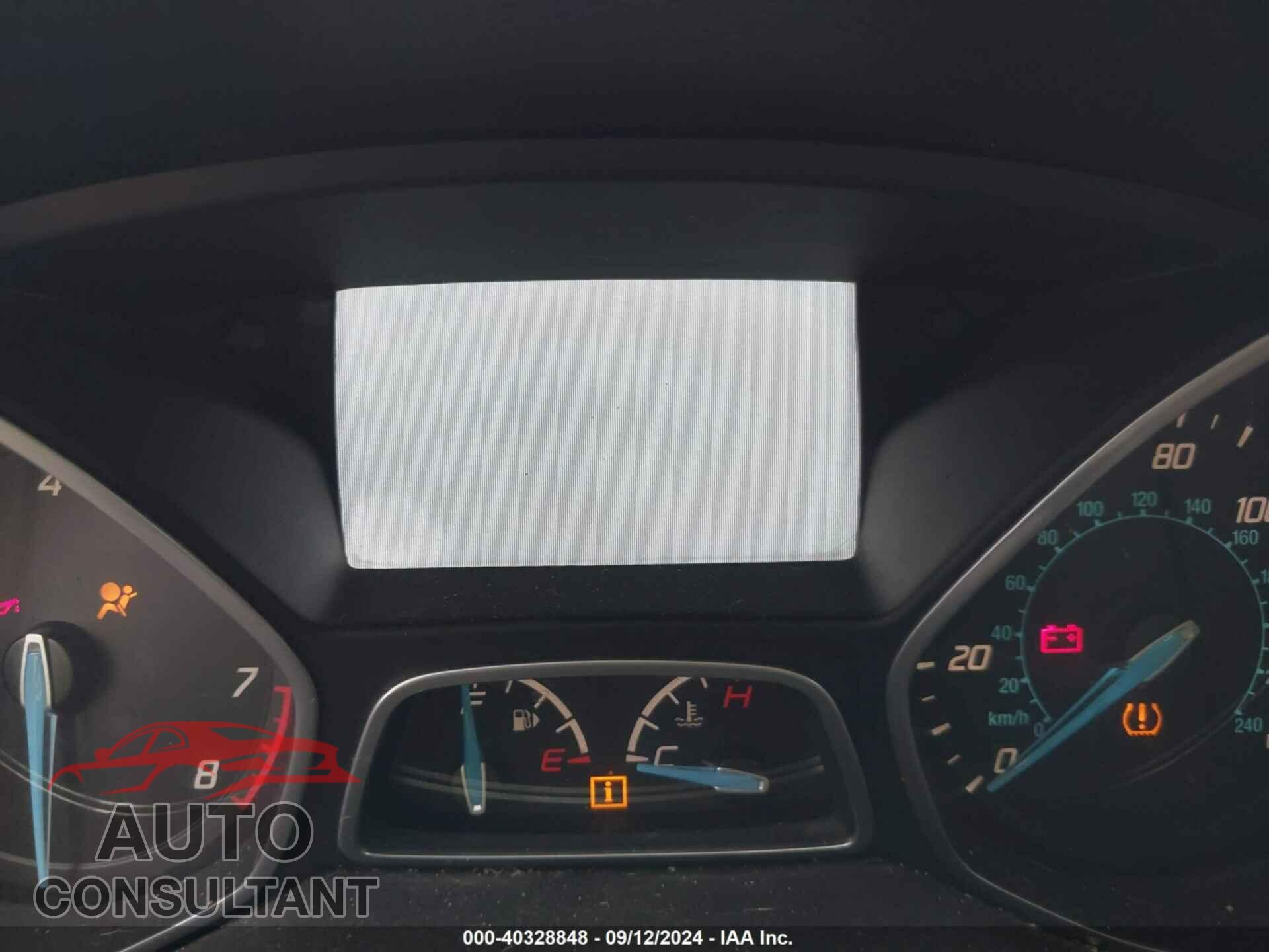 FORD FOCUS 2014 - 1FADP3E24EL224067