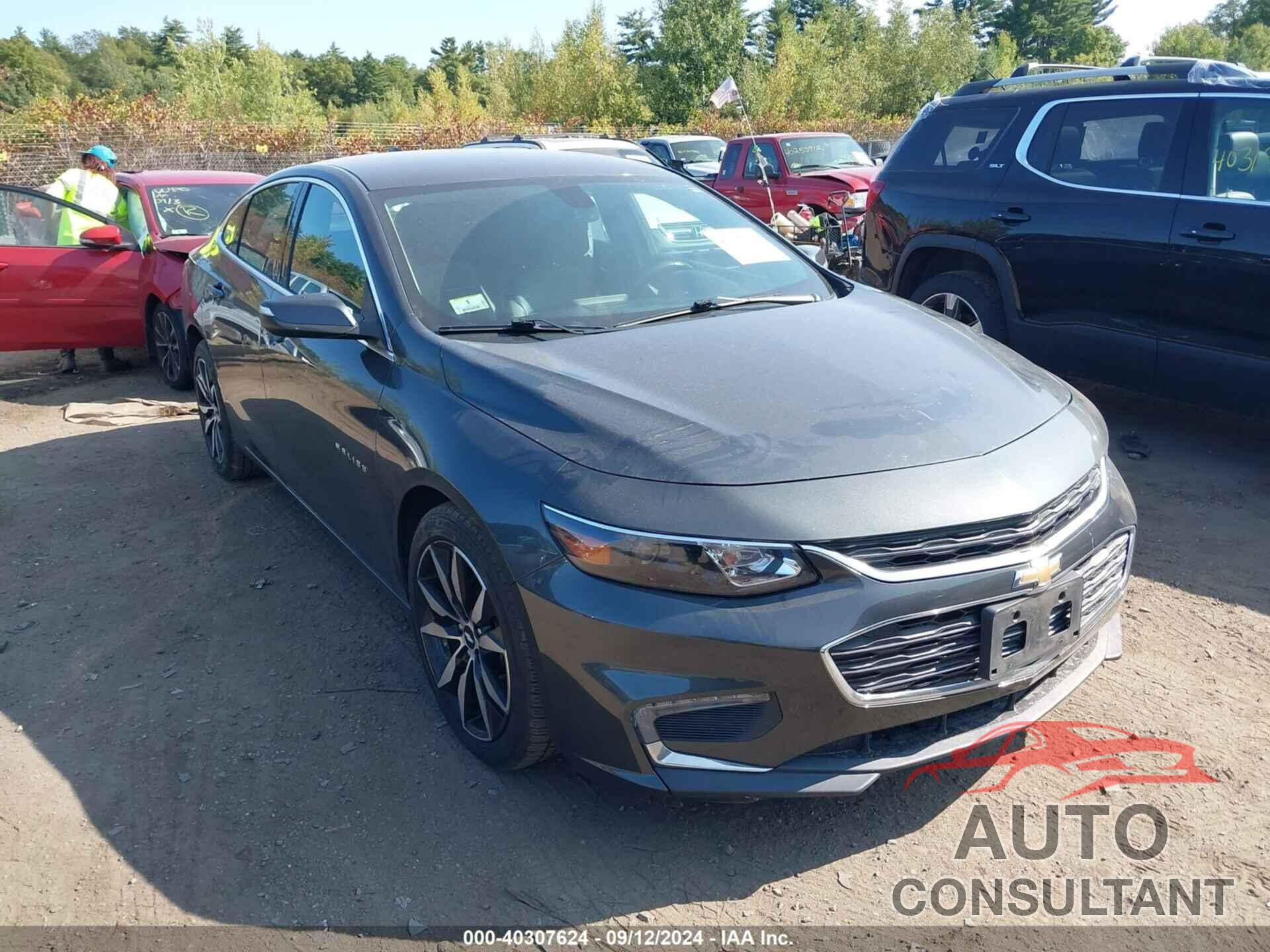 CHEVROLET MALIBU 2017 - 1G1ZE5ST0HF269923