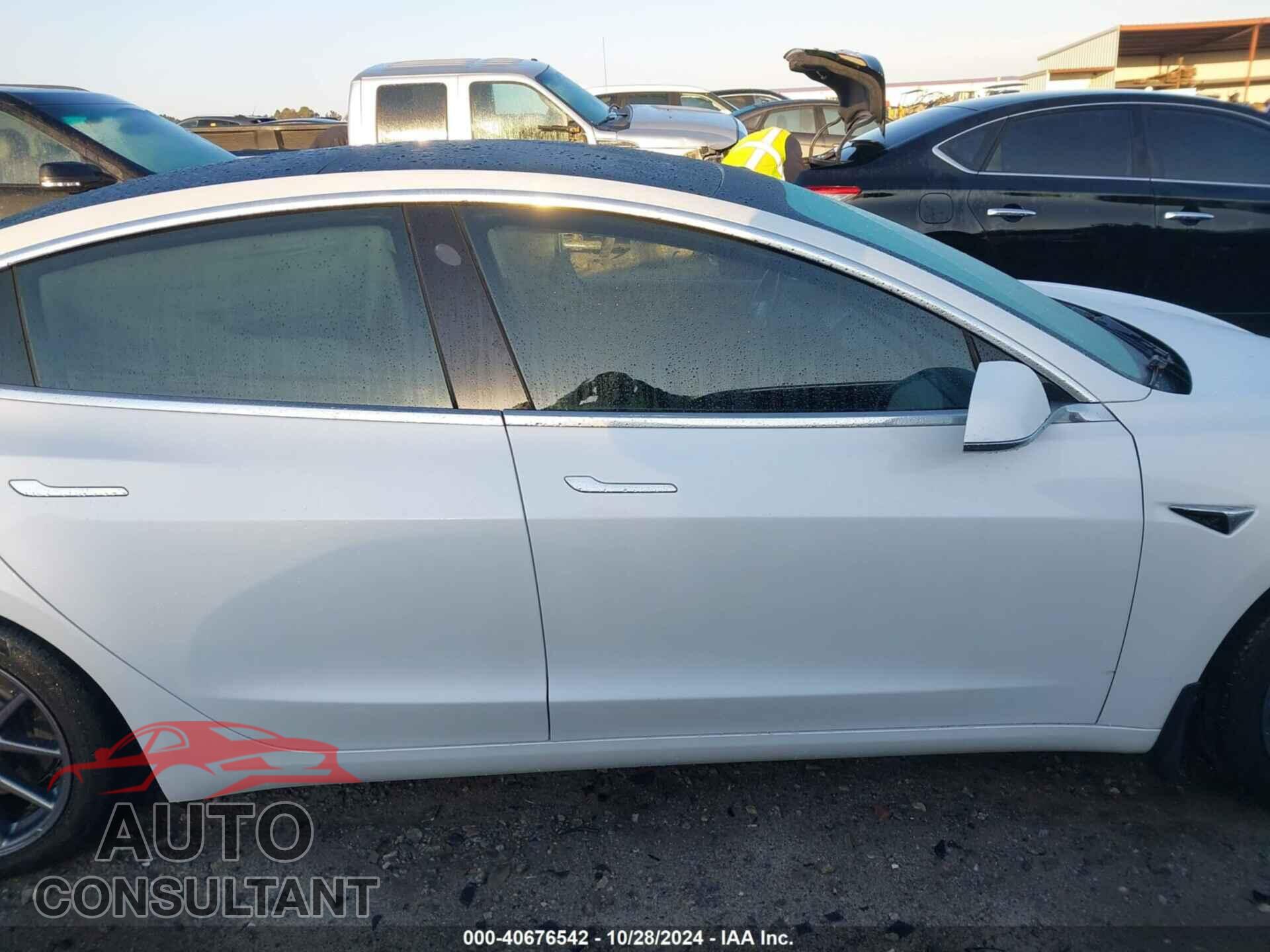 TESLA MODEL 3 2020 - 5YJ3E1EB7LF774945