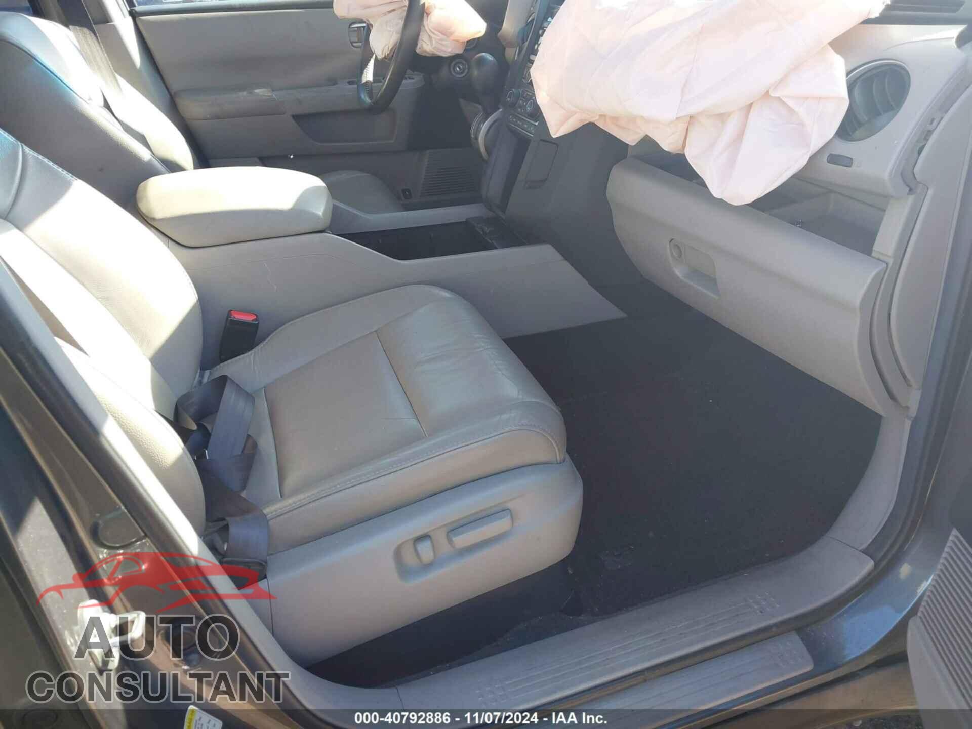 HONDA PILOT 2012 - 5FNYF4H52CB019938