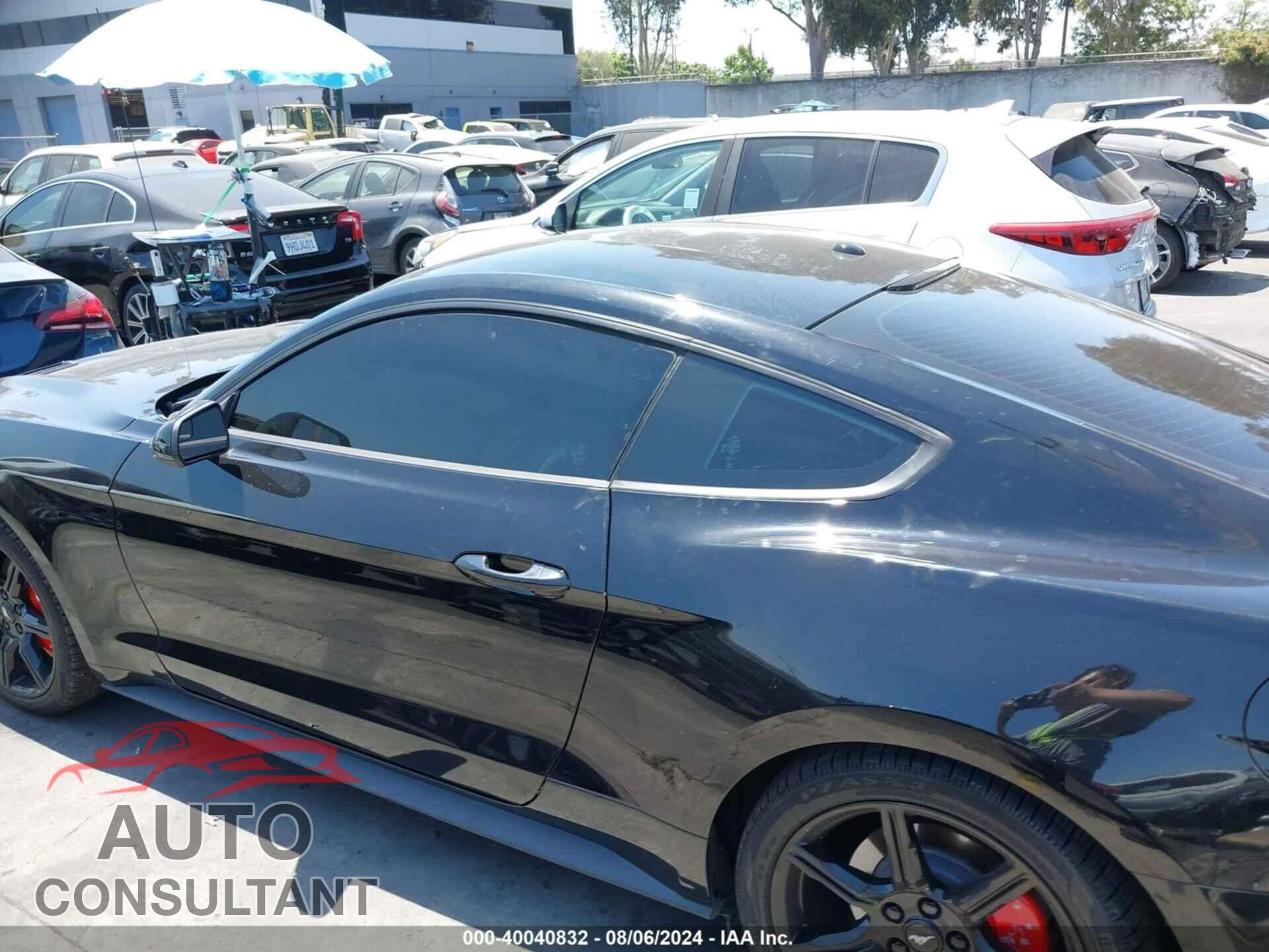 FORD MUSTANG 2020 - 1FA6P8TH8L5101015